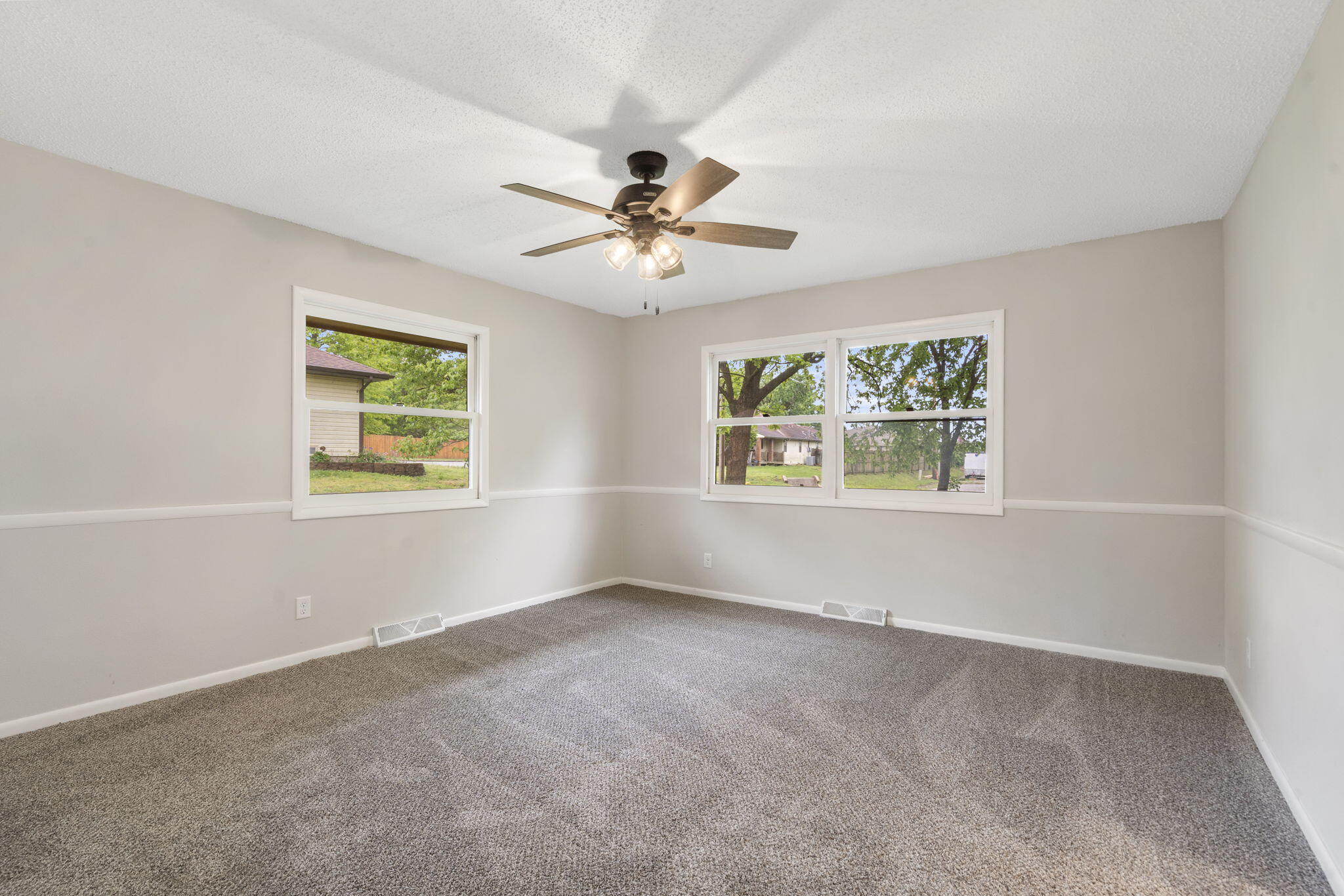406 North George Avenue Property Photo 20