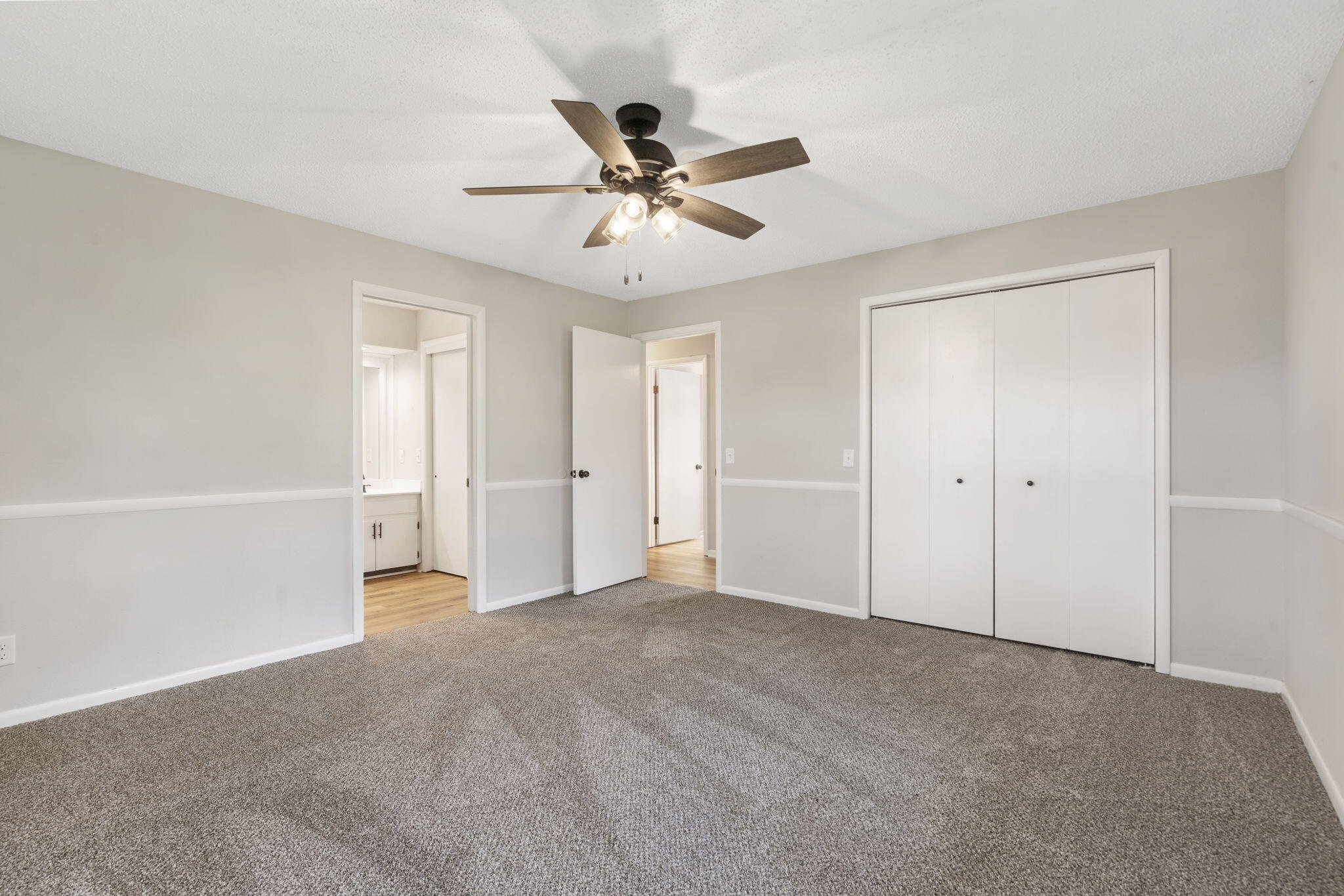 406 North George Avenue Property Photo 21