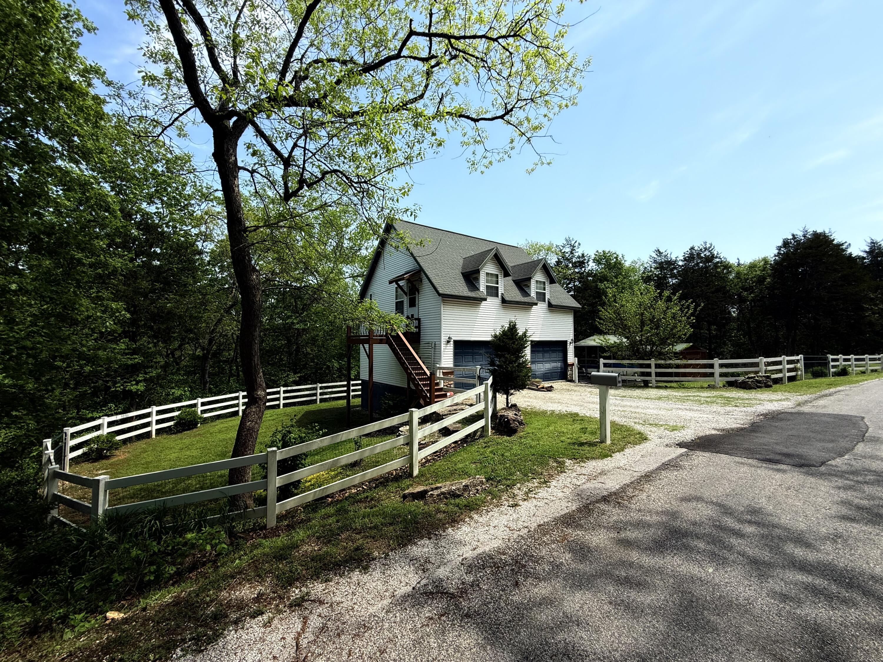 575 Oakside Ridge Property Photo