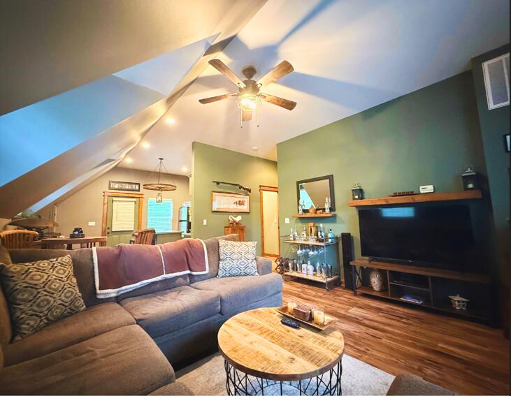 575 Oakside Ridge Property Photo 7