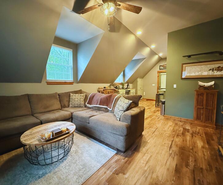 575 Oakside Ridge Property Photo 8