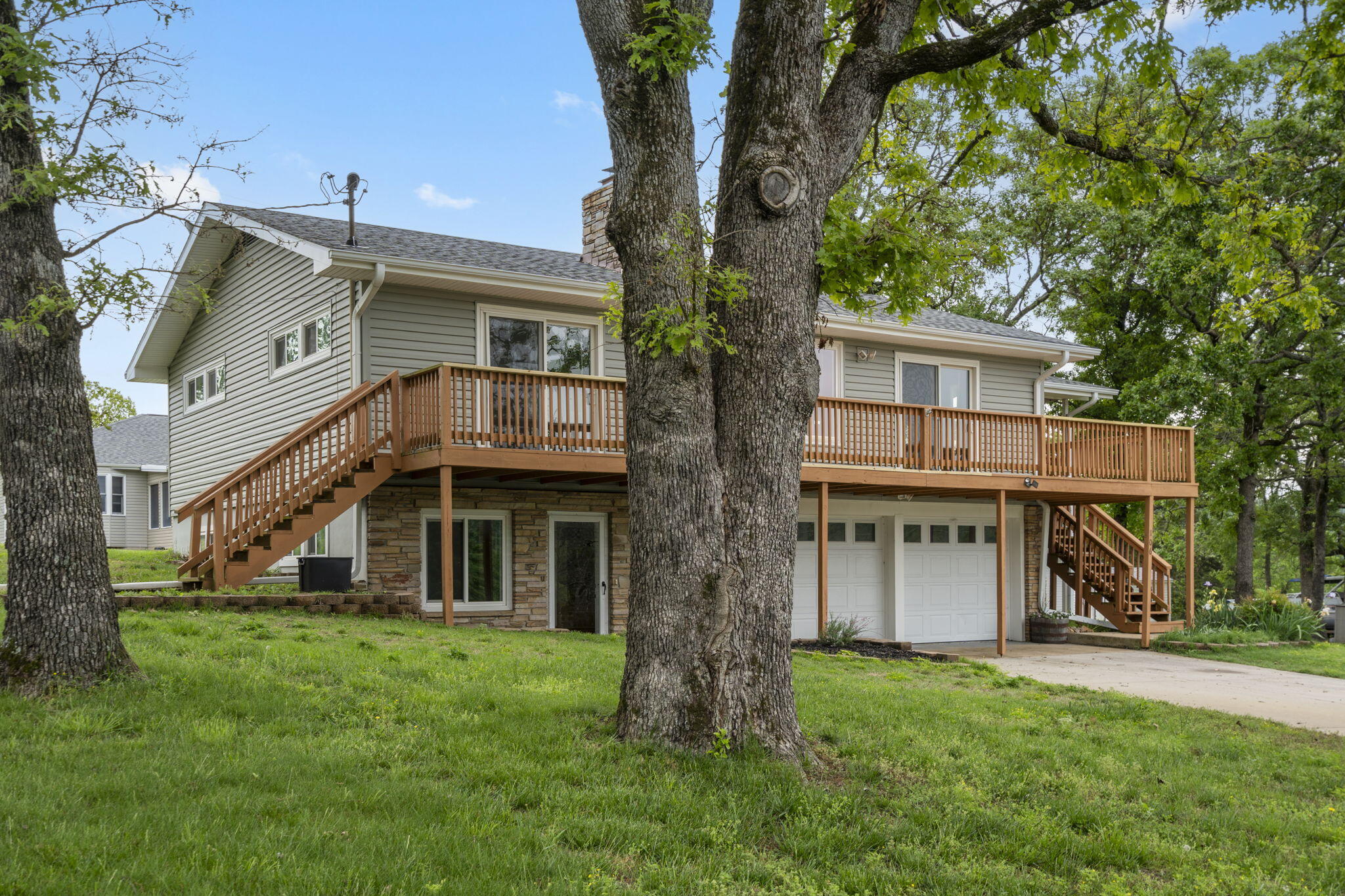 106 South Lakeshore Drive Property Photo 3