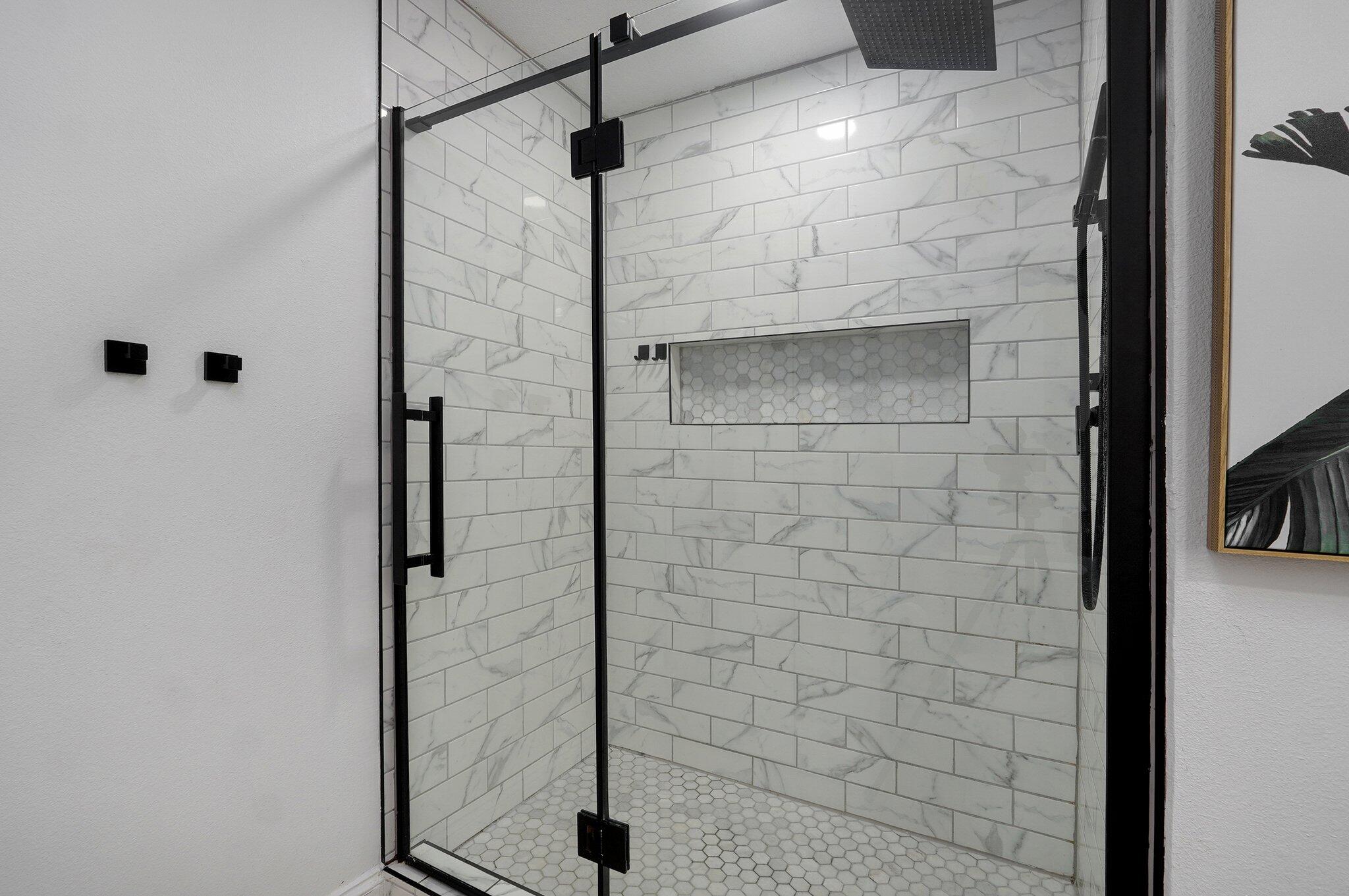 502 Falcon Heights Property Photo 18