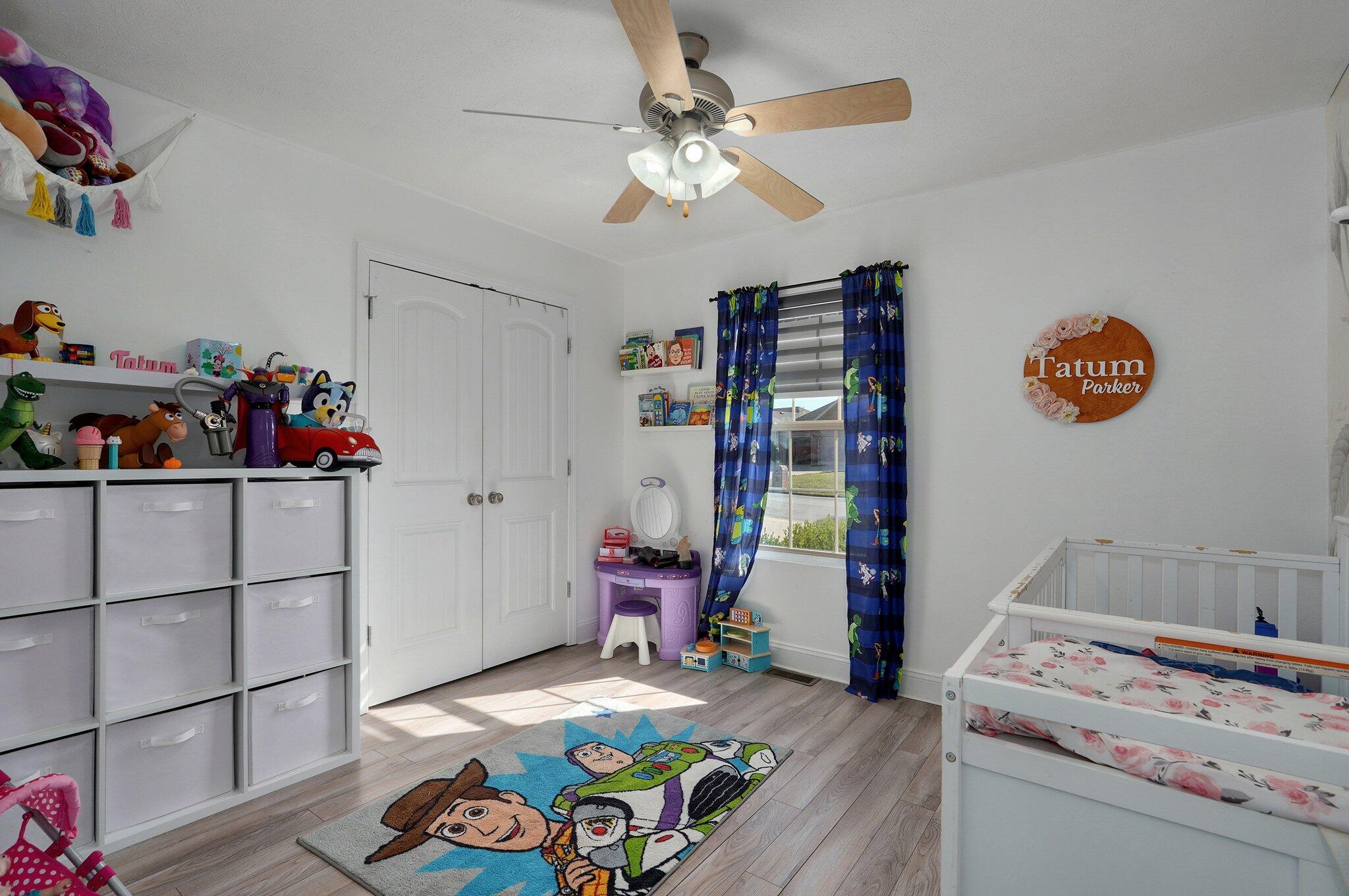 502 Falcon Heights Property Photo 23