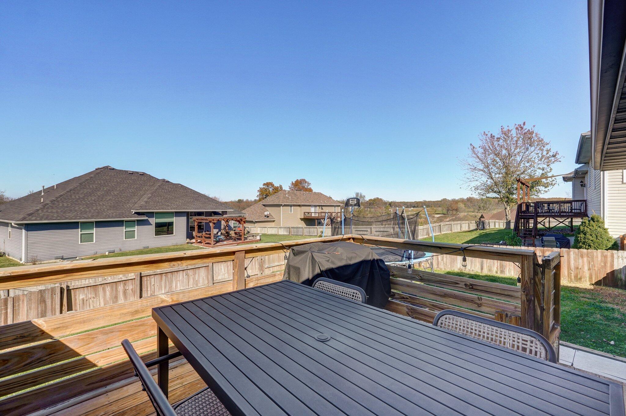 502 Falcon Heights Property Photo 26