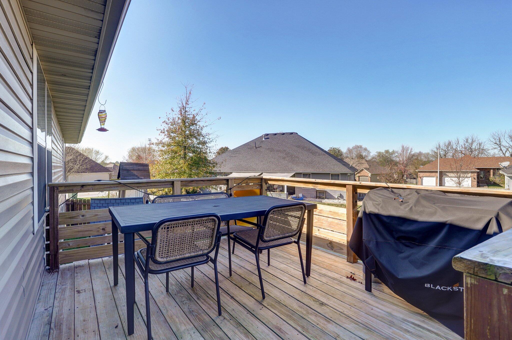 502 Falcon Heights Property Photo 27
