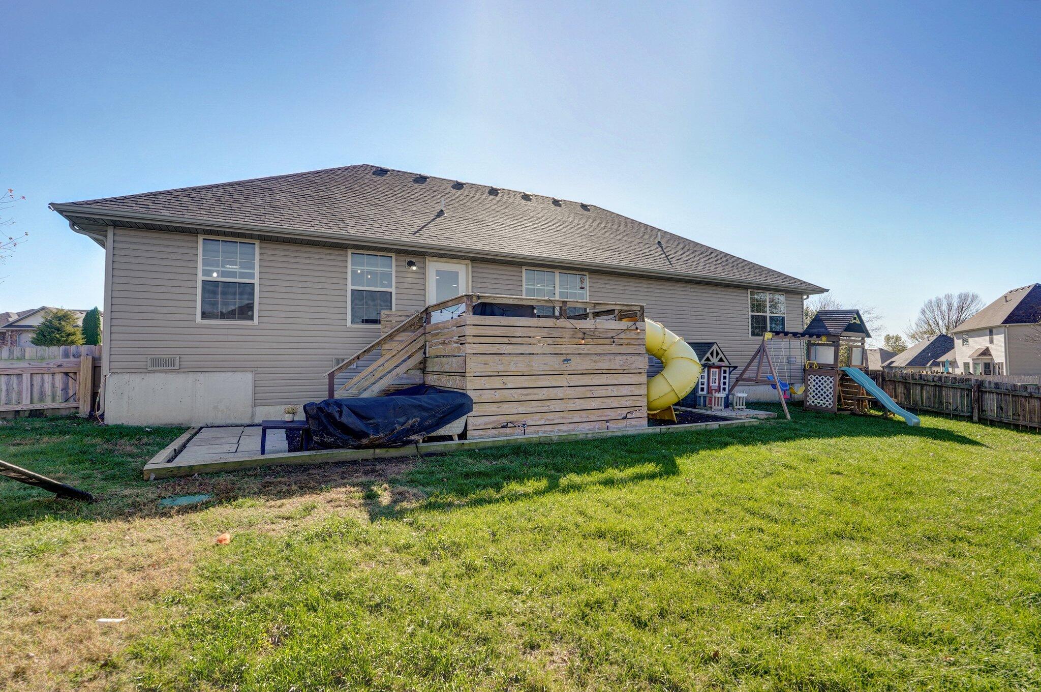 502 Falcon Heights Property Photo 30