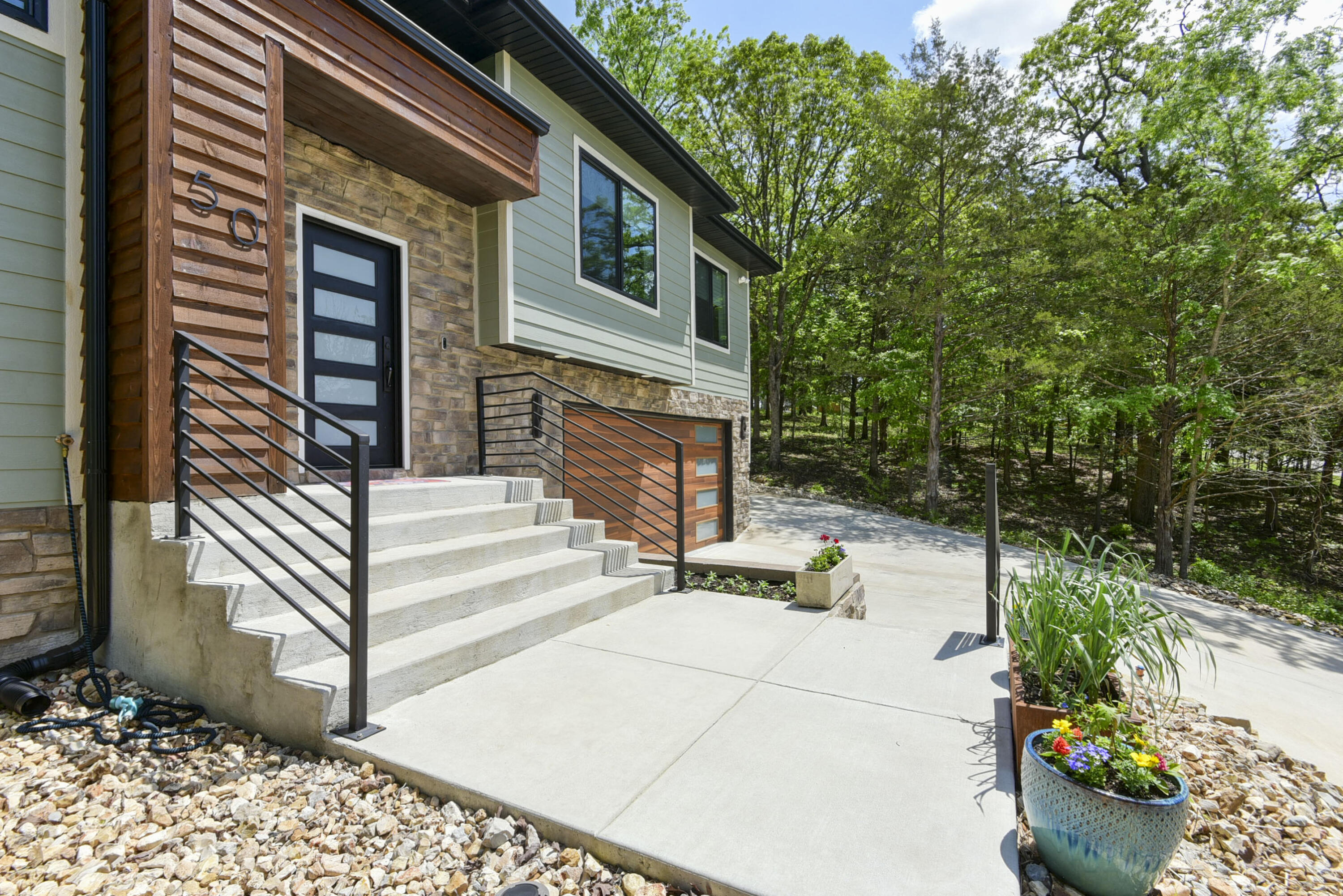 50 Lakeshore Drive Property Photo 3