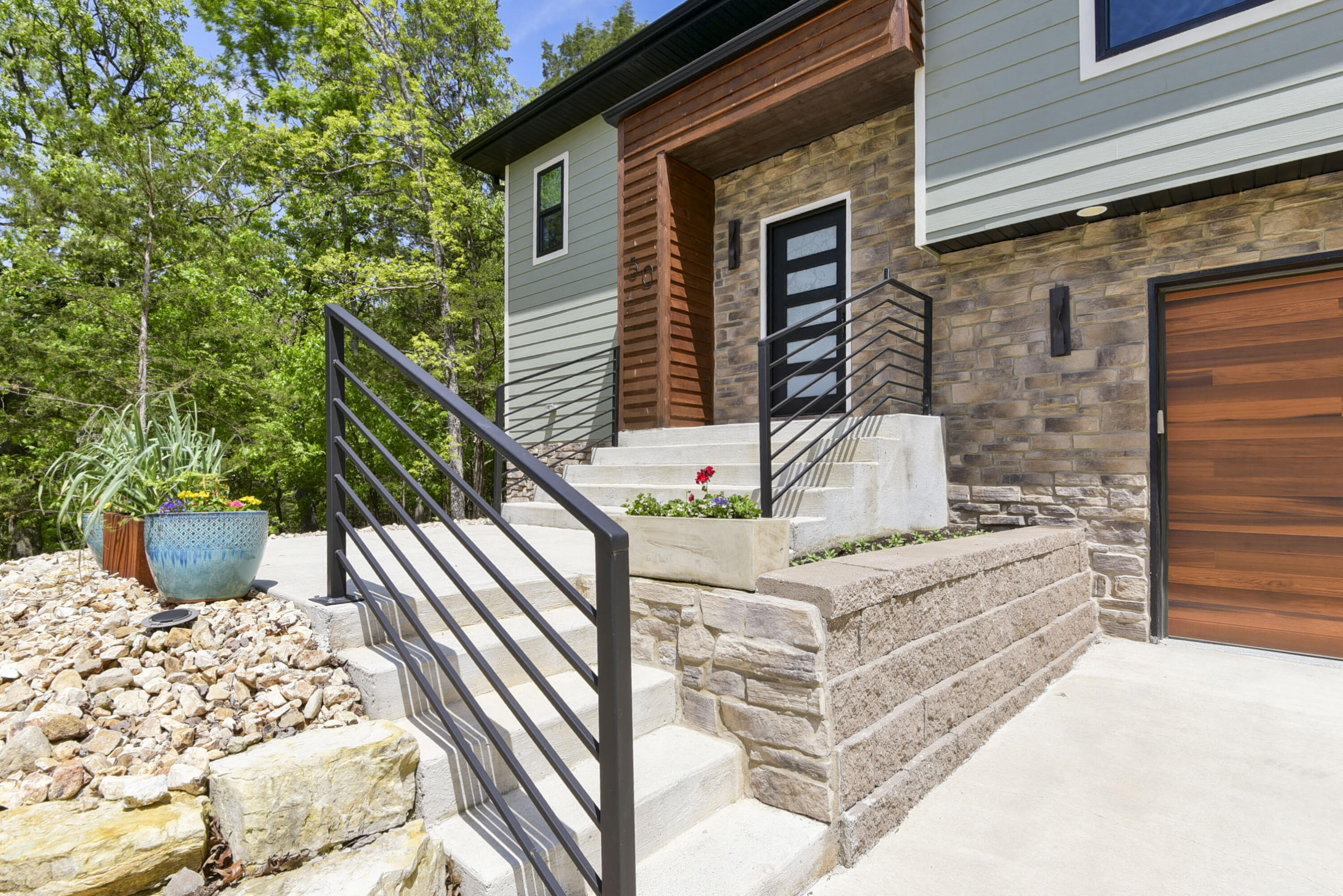 50 Lakeshore Drive Property Photo 4