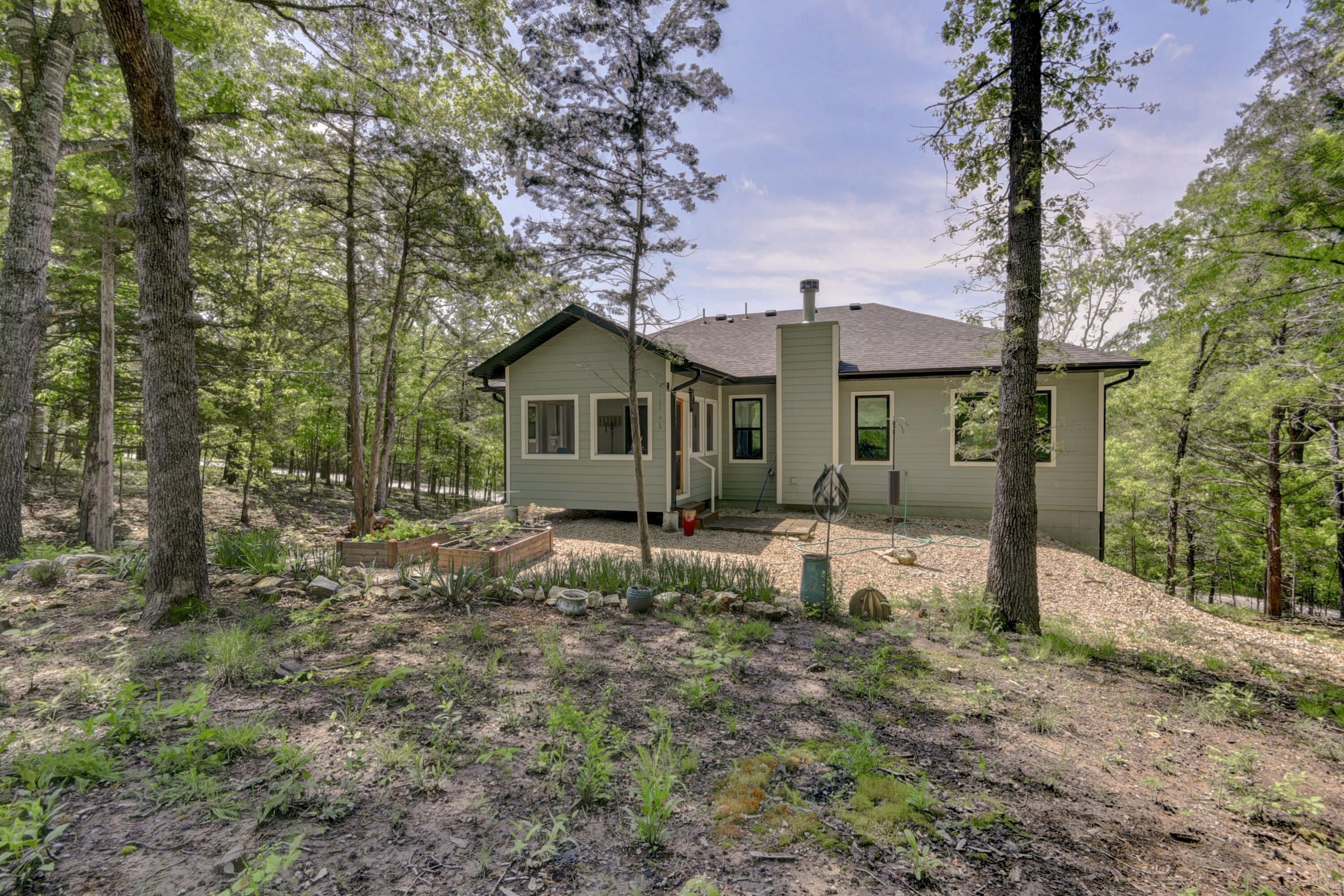 50 Lakeshore Drive Property Photo 7