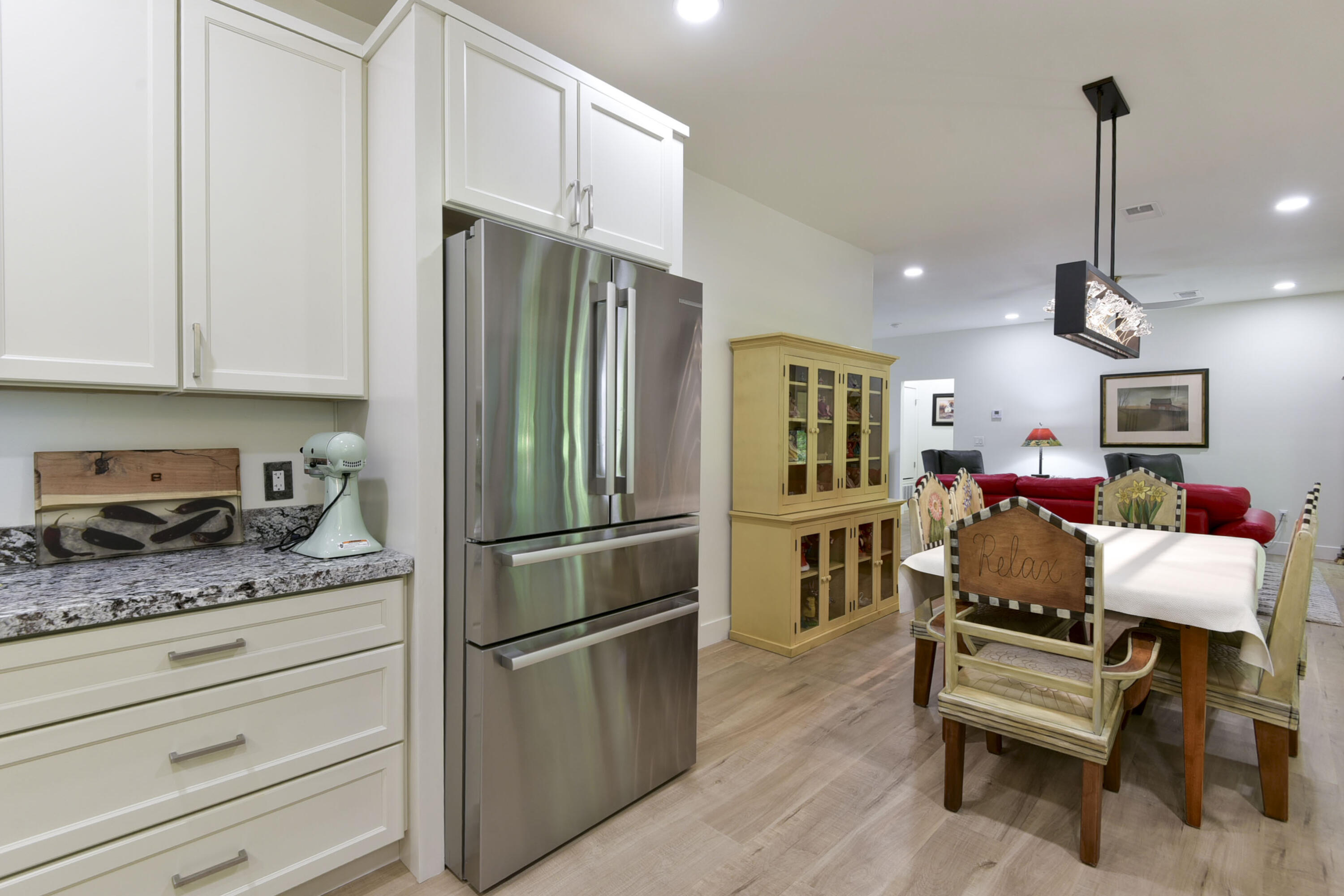 50 Lakeshore Drive Property Photo 10
