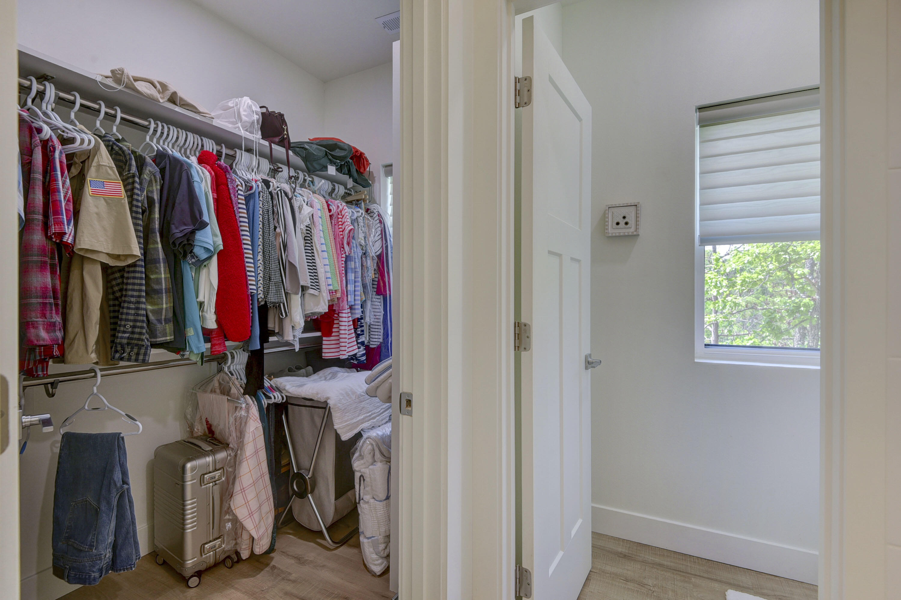 50 Lakeshore Drive Property Photo 24