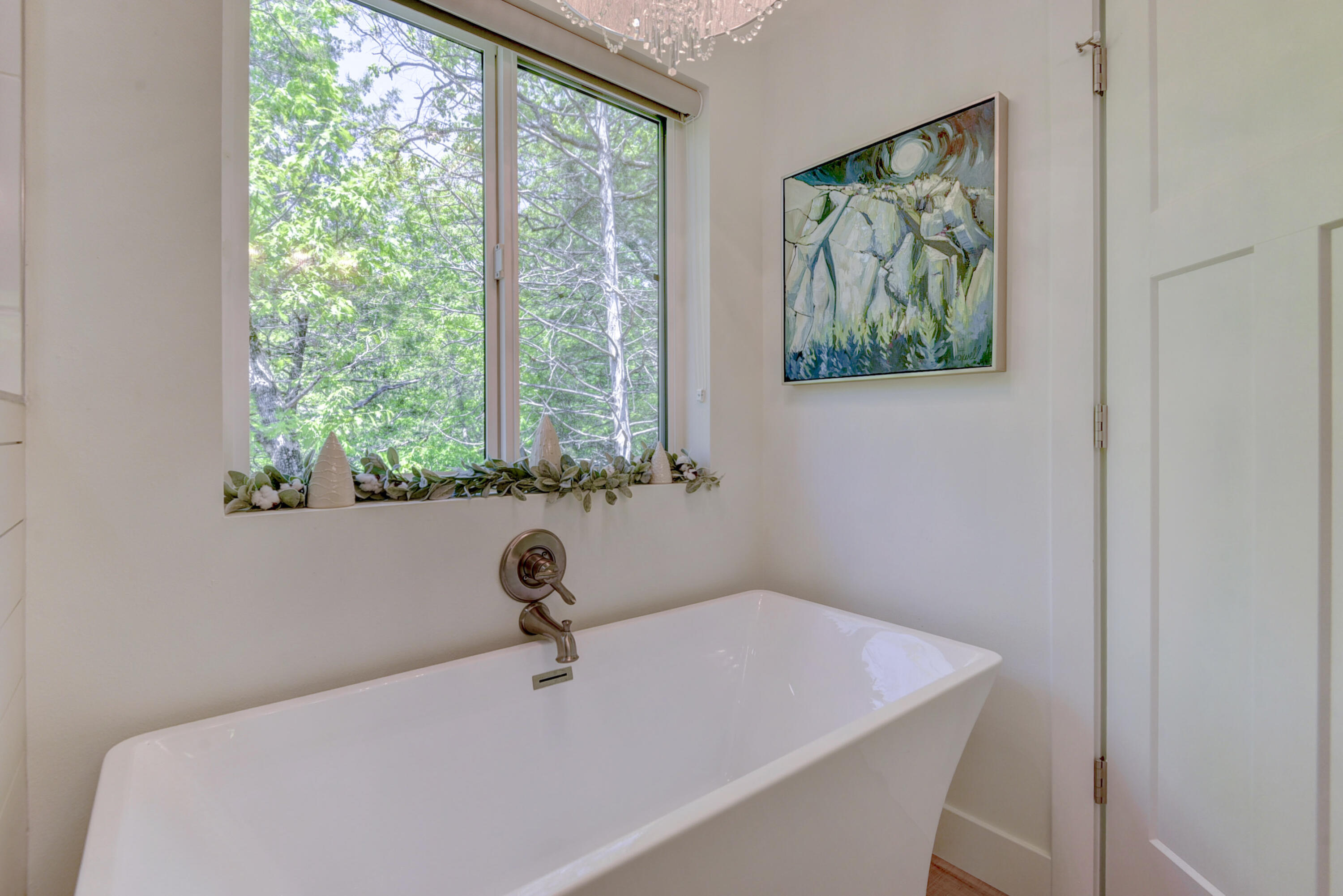 50 Lakeshore Drive Property Photo 26