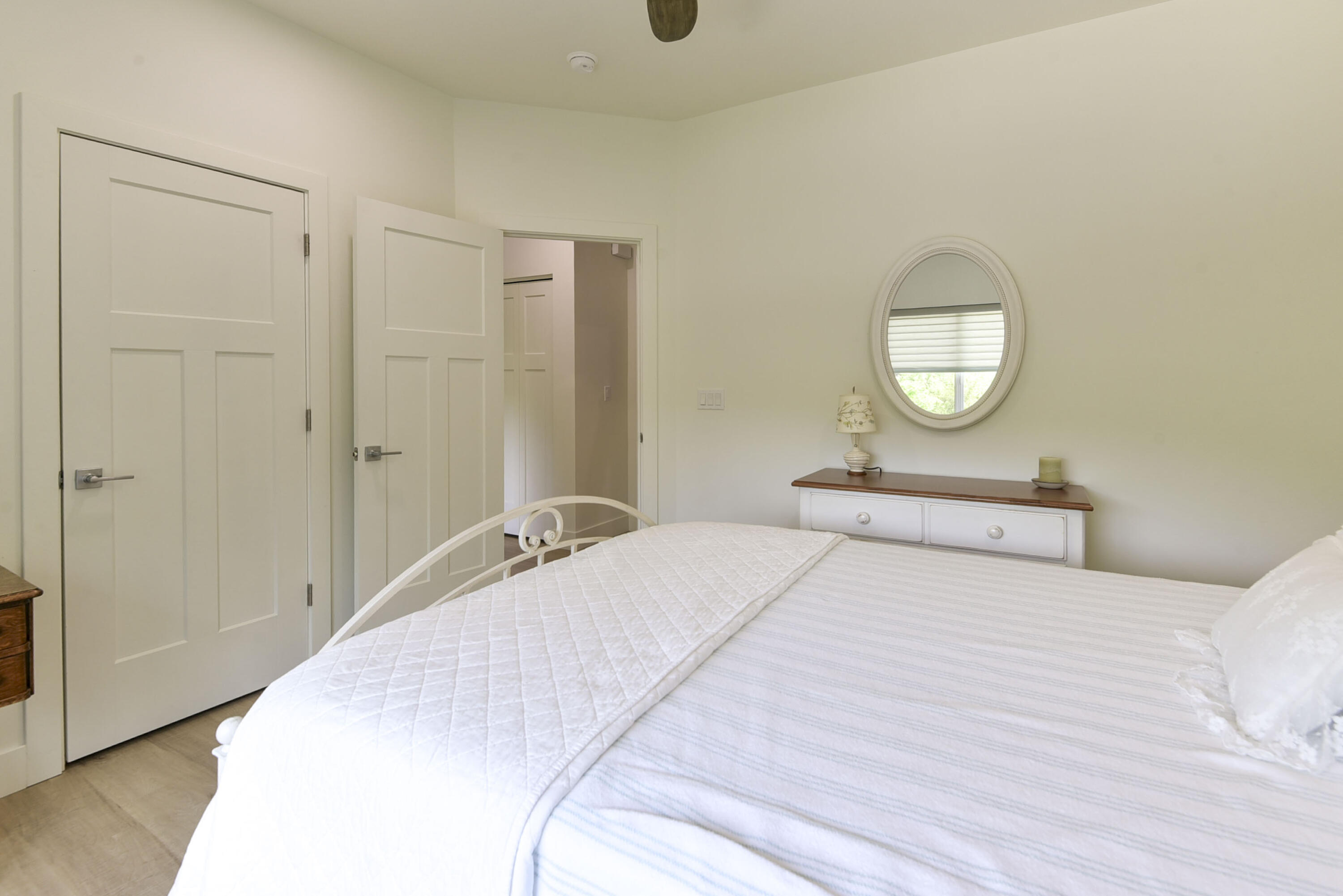 50 Lakeshore Drive Property Photo 30