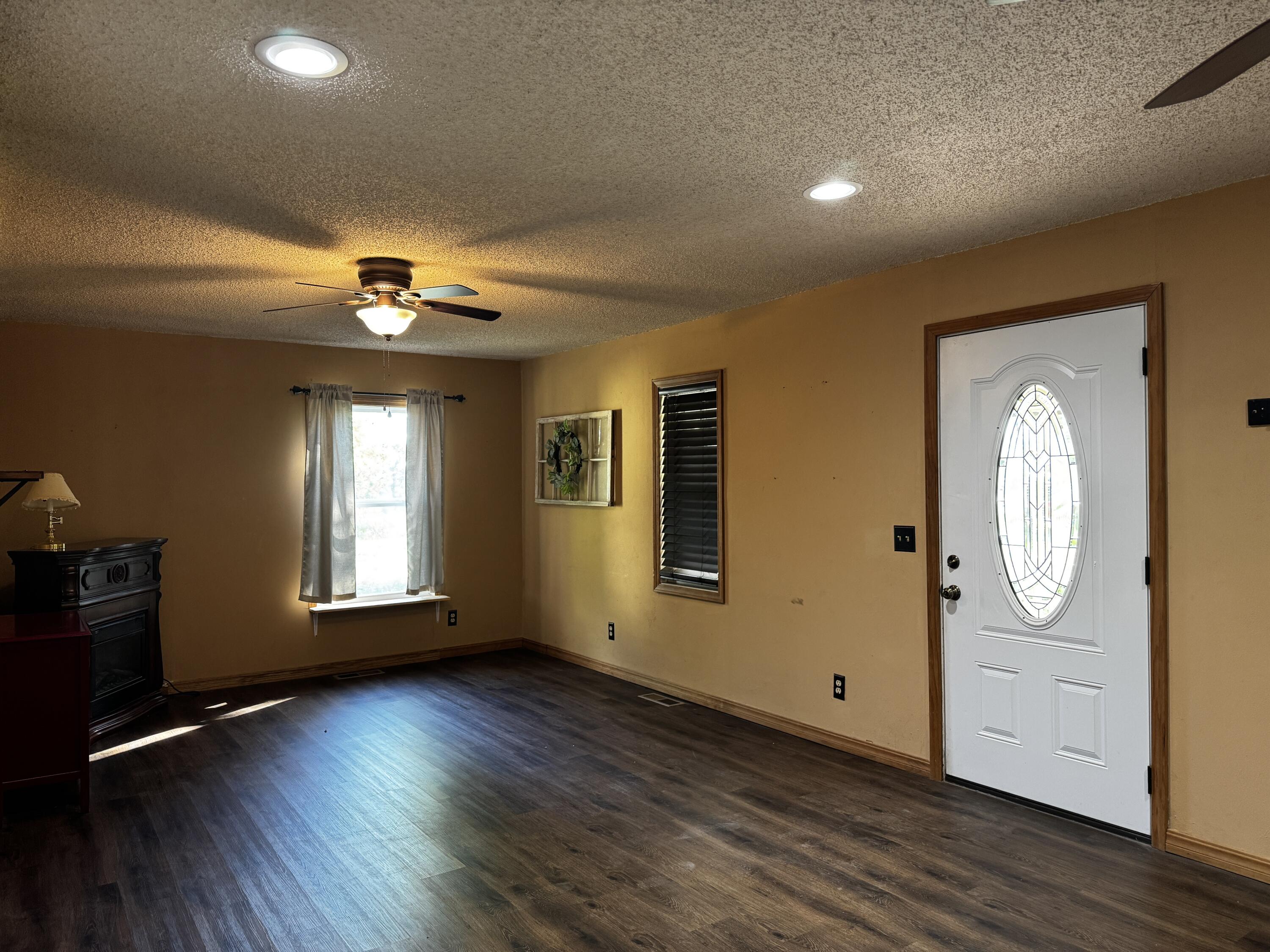 377 County Road 304 Property Photo 4