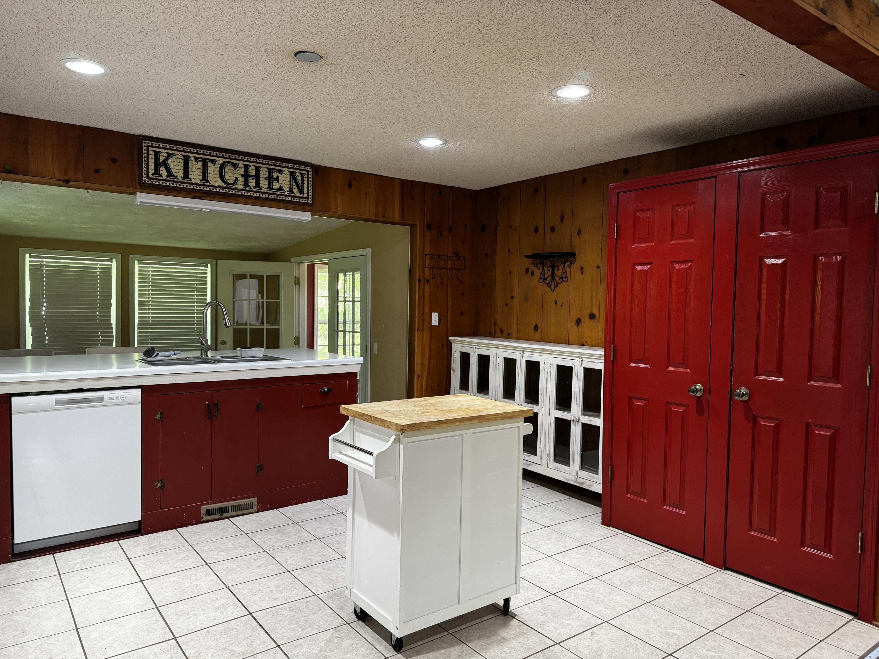 377 County Road 304 Property Photo 6
