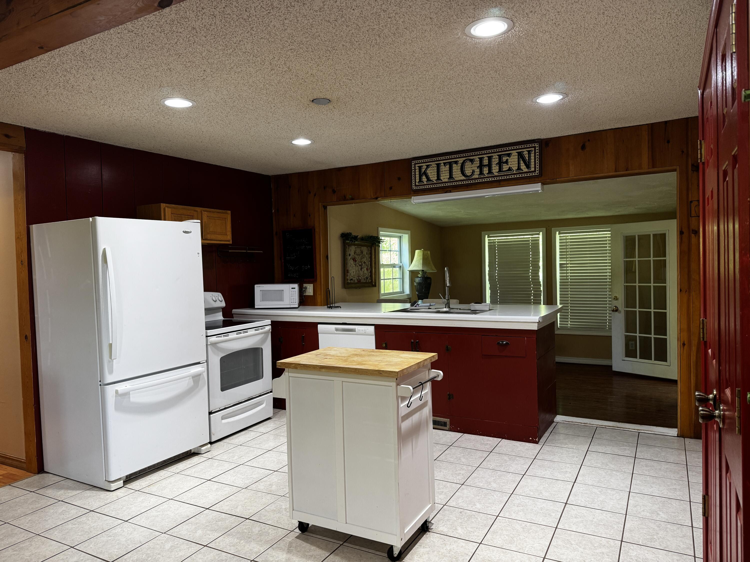 377 County Road 304 Property Photo 7