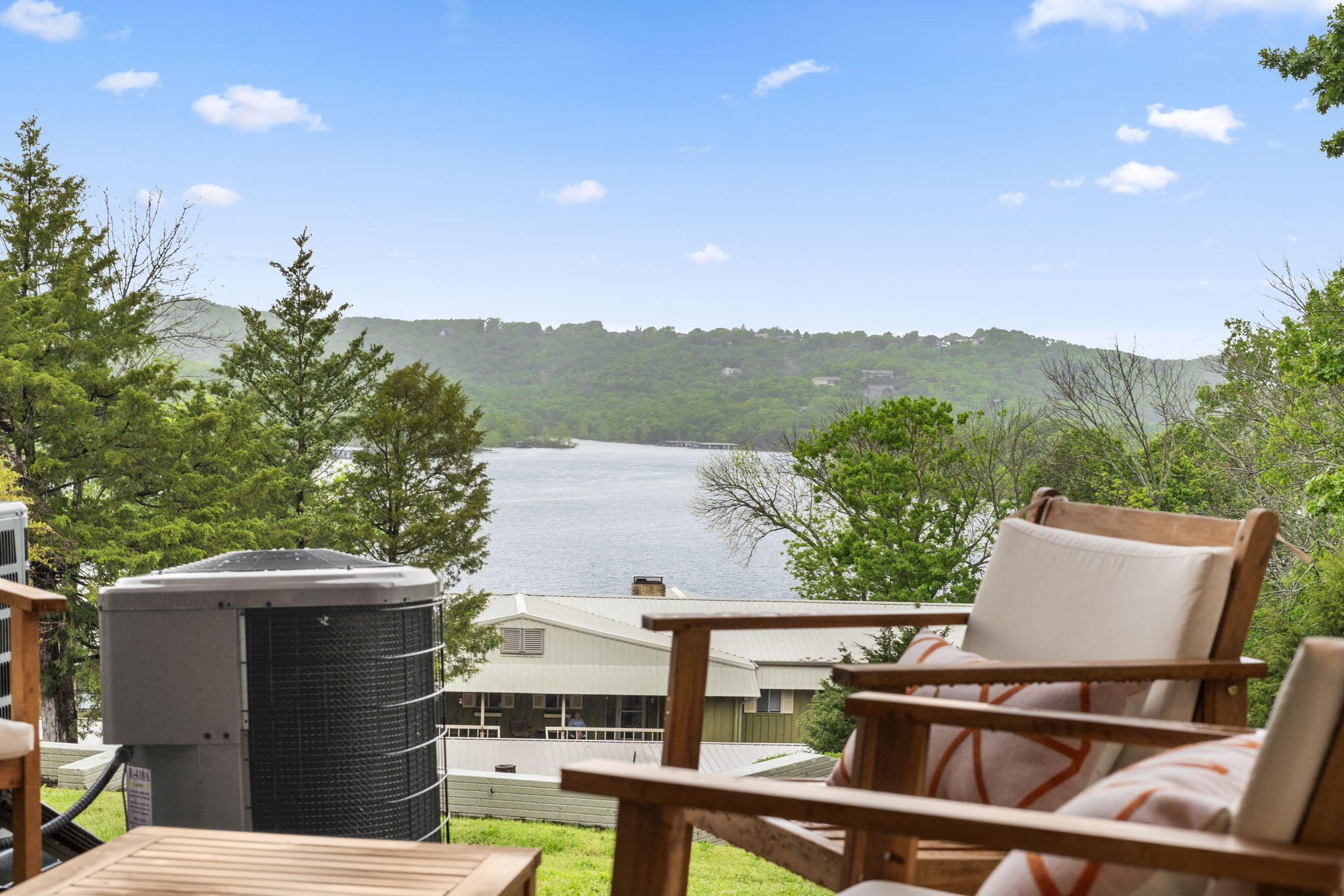 100 Getaway Circle Property Photo 12