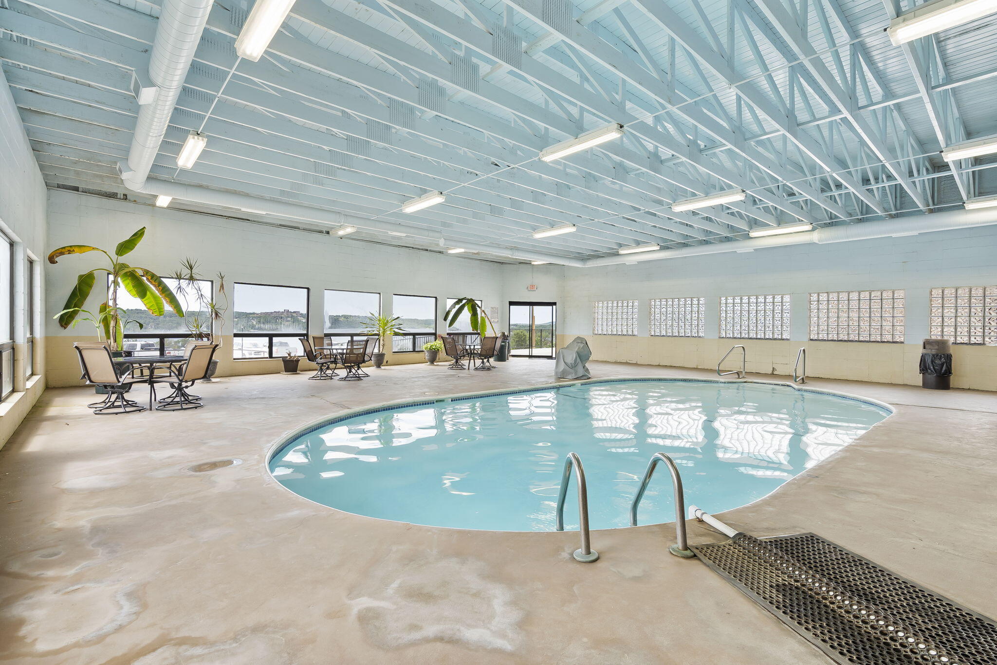 100 Getaway Circle Property Photo 34