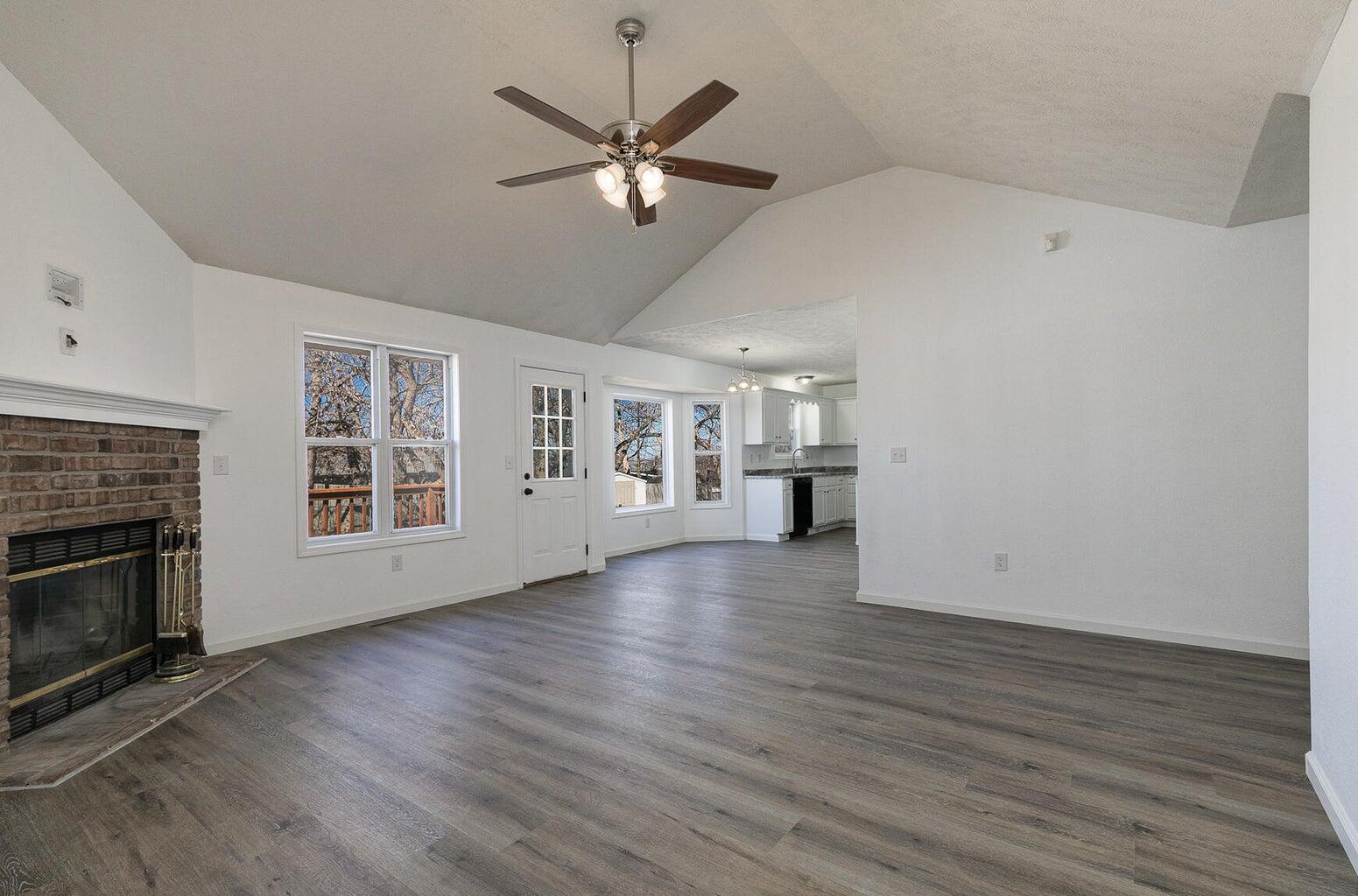 3821 South Leawood Avenue Property Photo 7