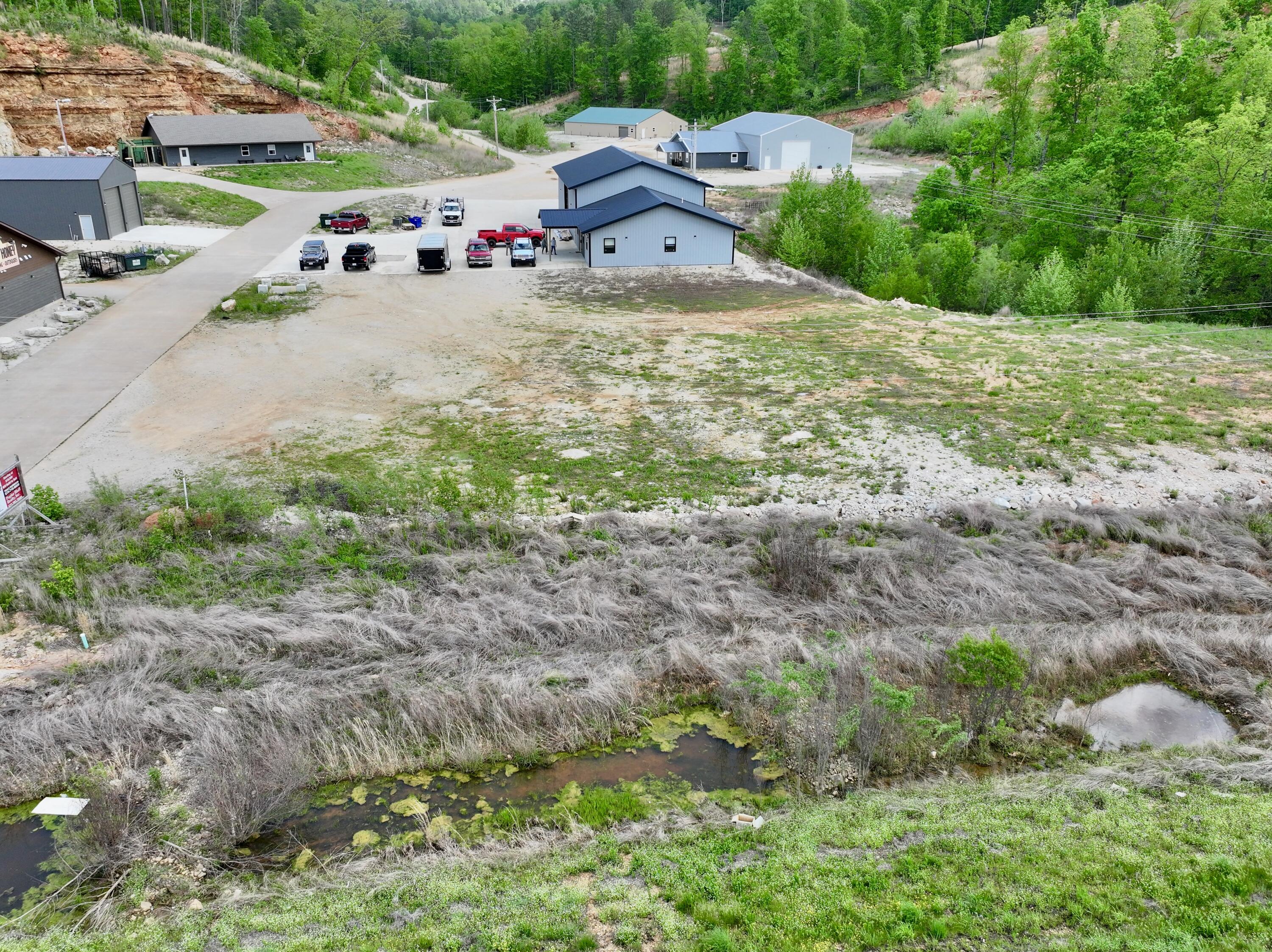 102 Dollie Lane Property Photo 6