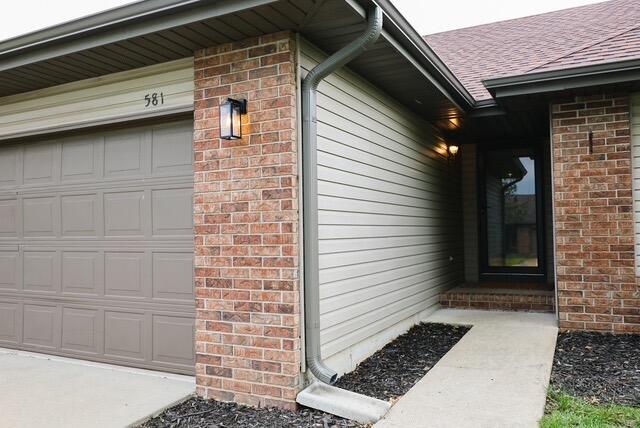 581 Bradford Avenue Property Photo 2