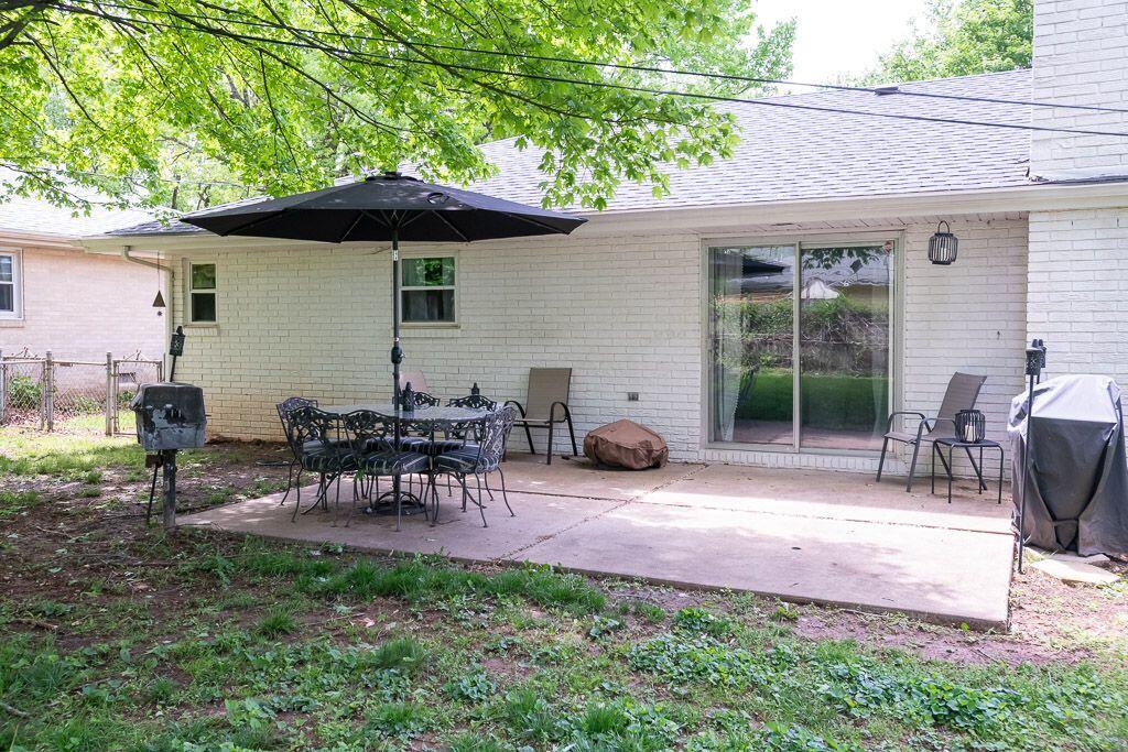 1938 South Westwood Avenue Property Photo 24