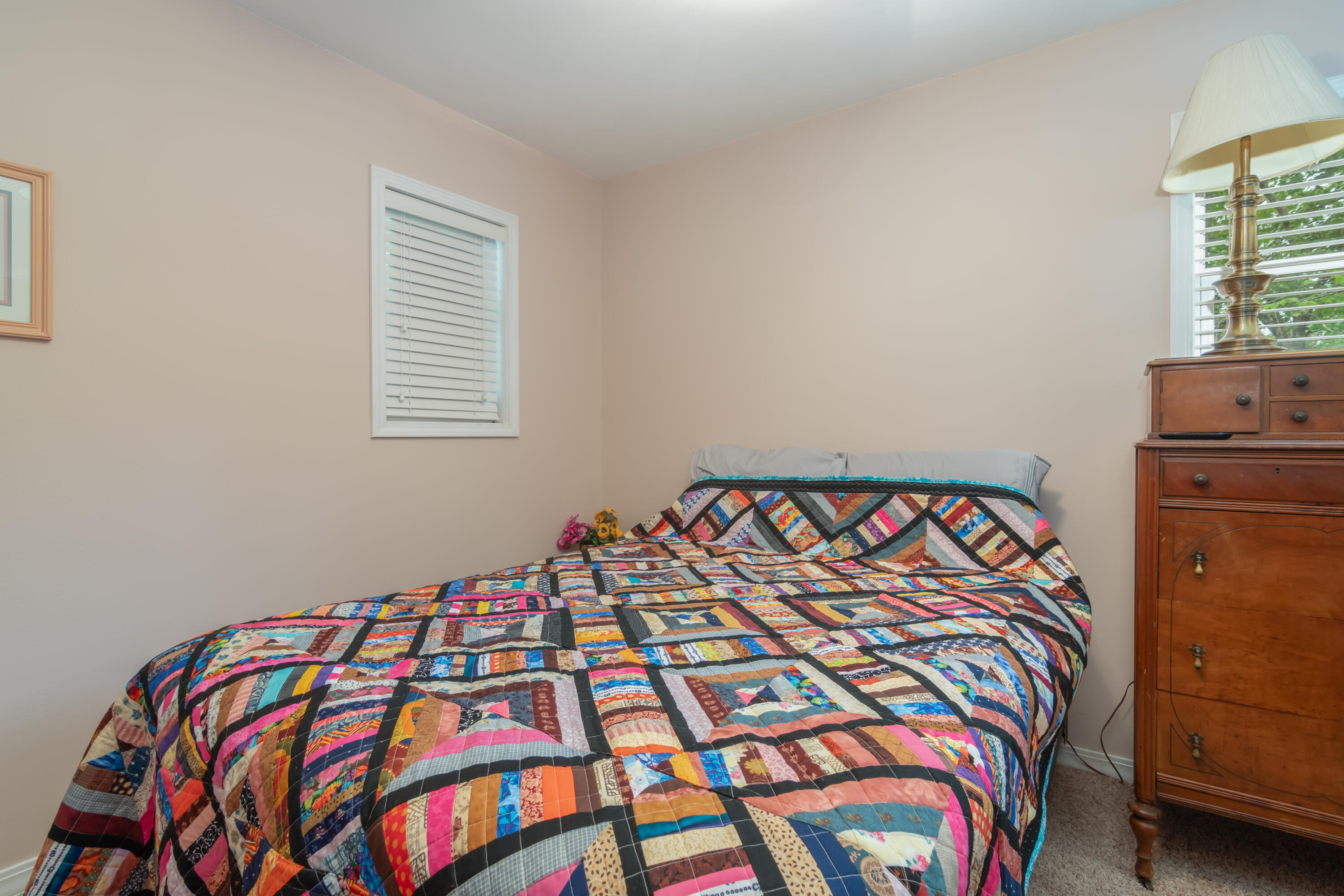 492 Iroquois Ln. Property Photo 10