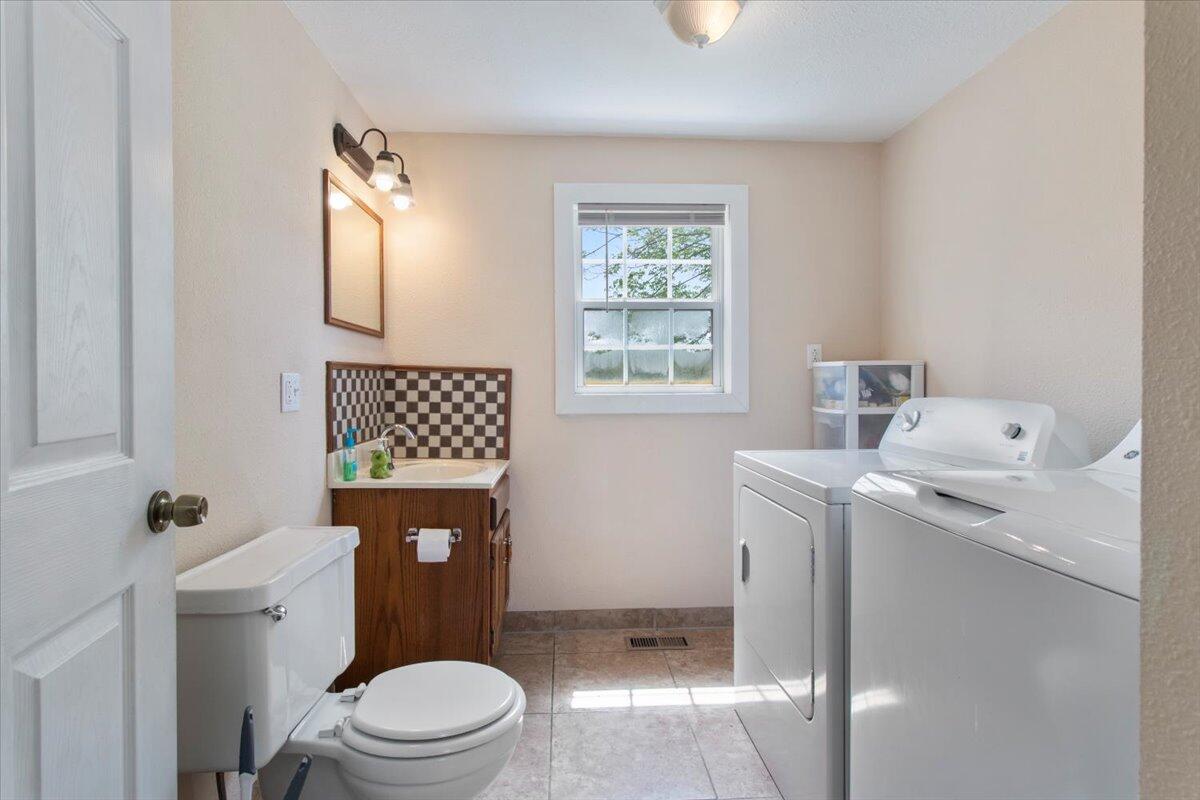 5351 Us Highway 60 Property Photo 15