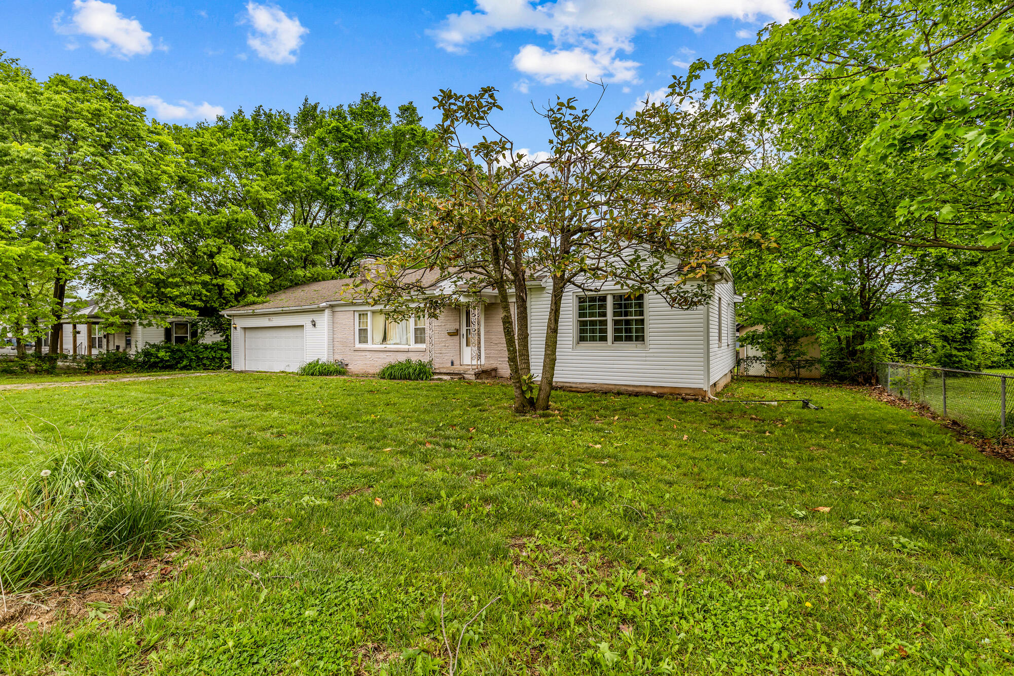 2511 West Mt Vernon Street Property Photo 2