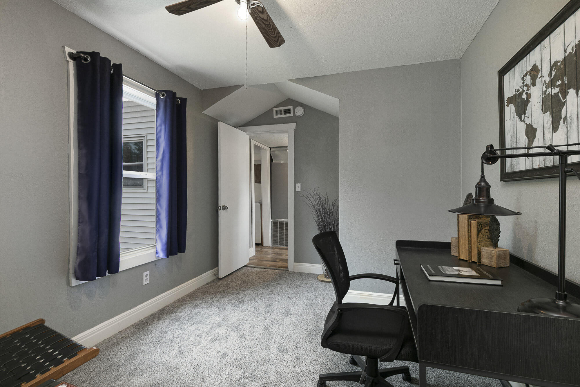 504 North Albany Avenue Property Photo 15