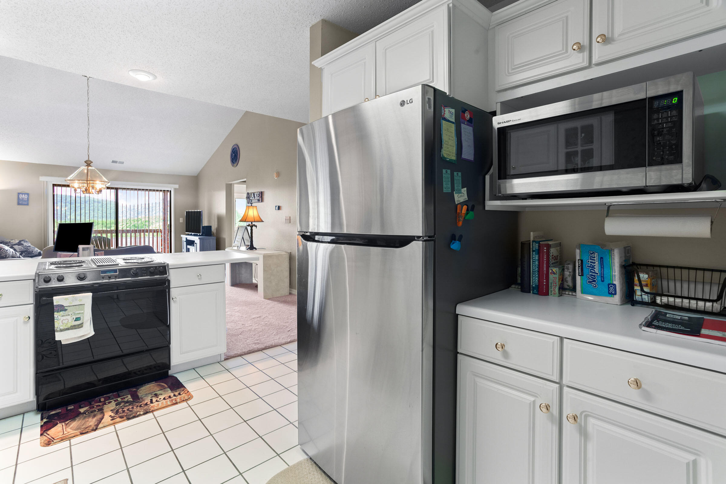 161 Avondale Drive Property Photo 4