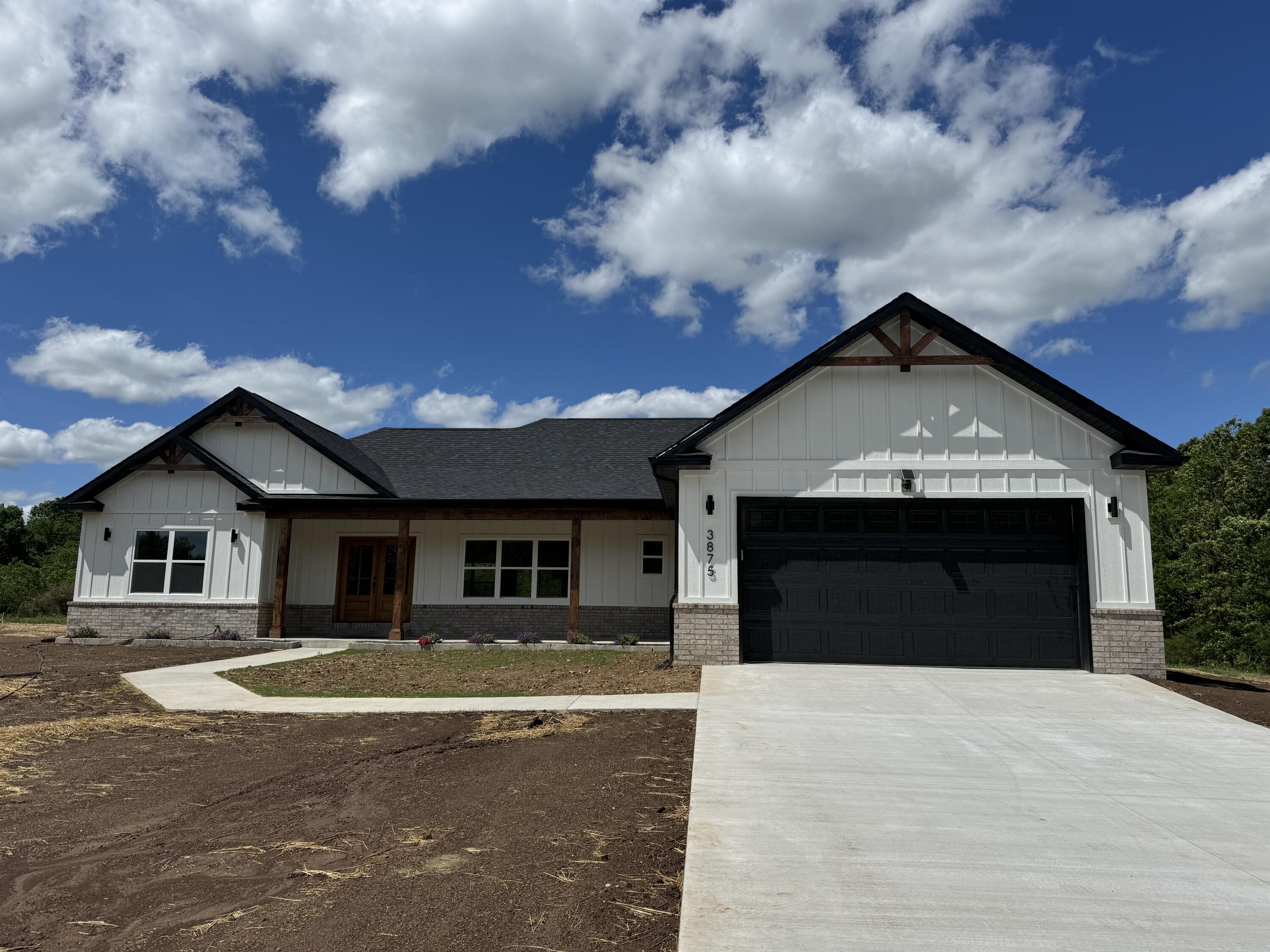 3875 East Dehaven Lane Property Photo 1