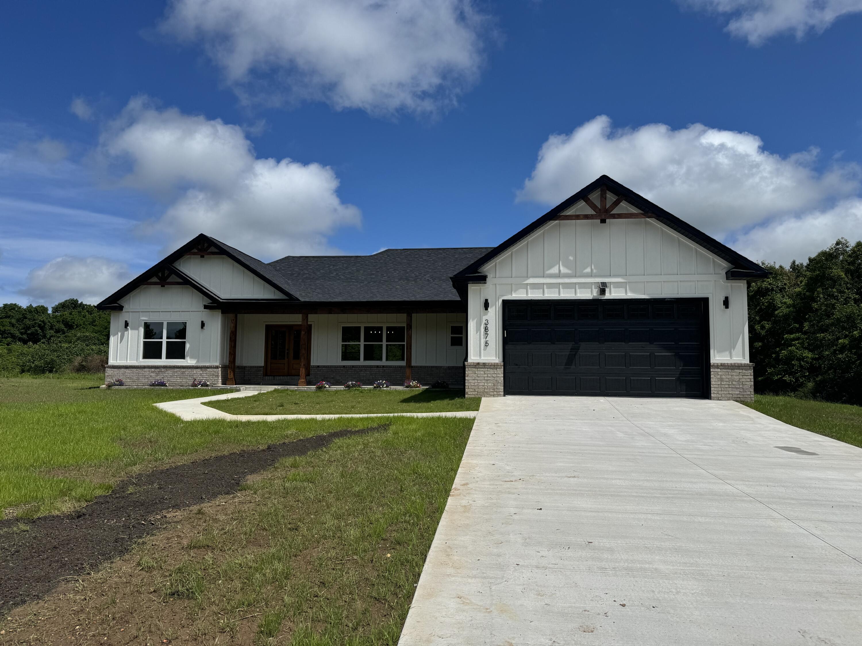 3875 East Dehaven Lane Property Photo 1