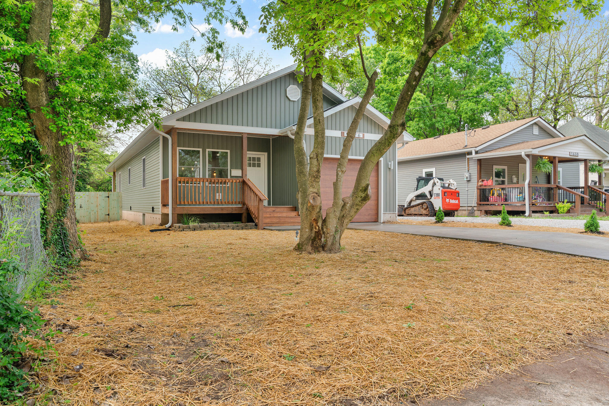 1626 West Lee Street Property Photo 3