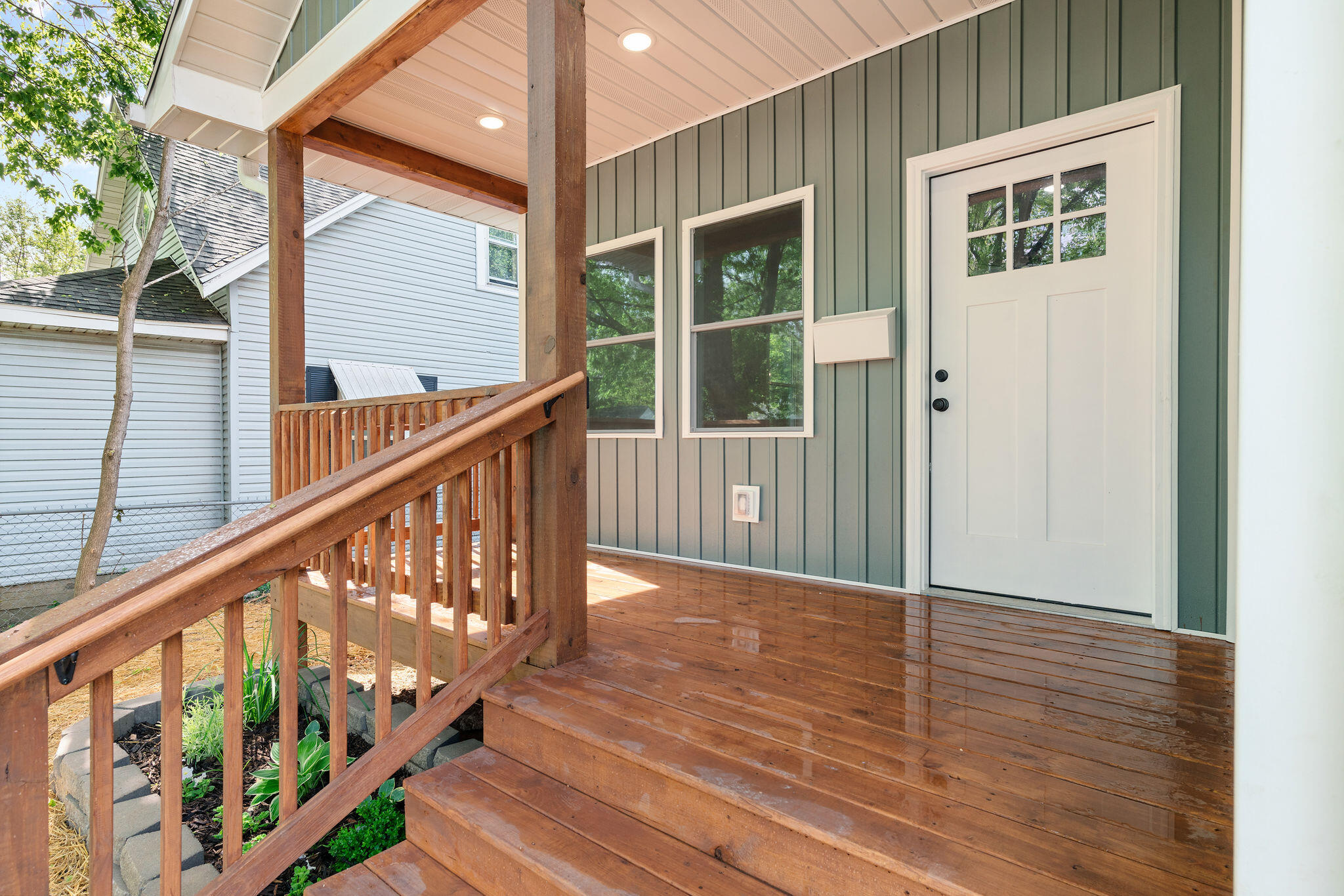 1626 West Lee Street Property Photo 4