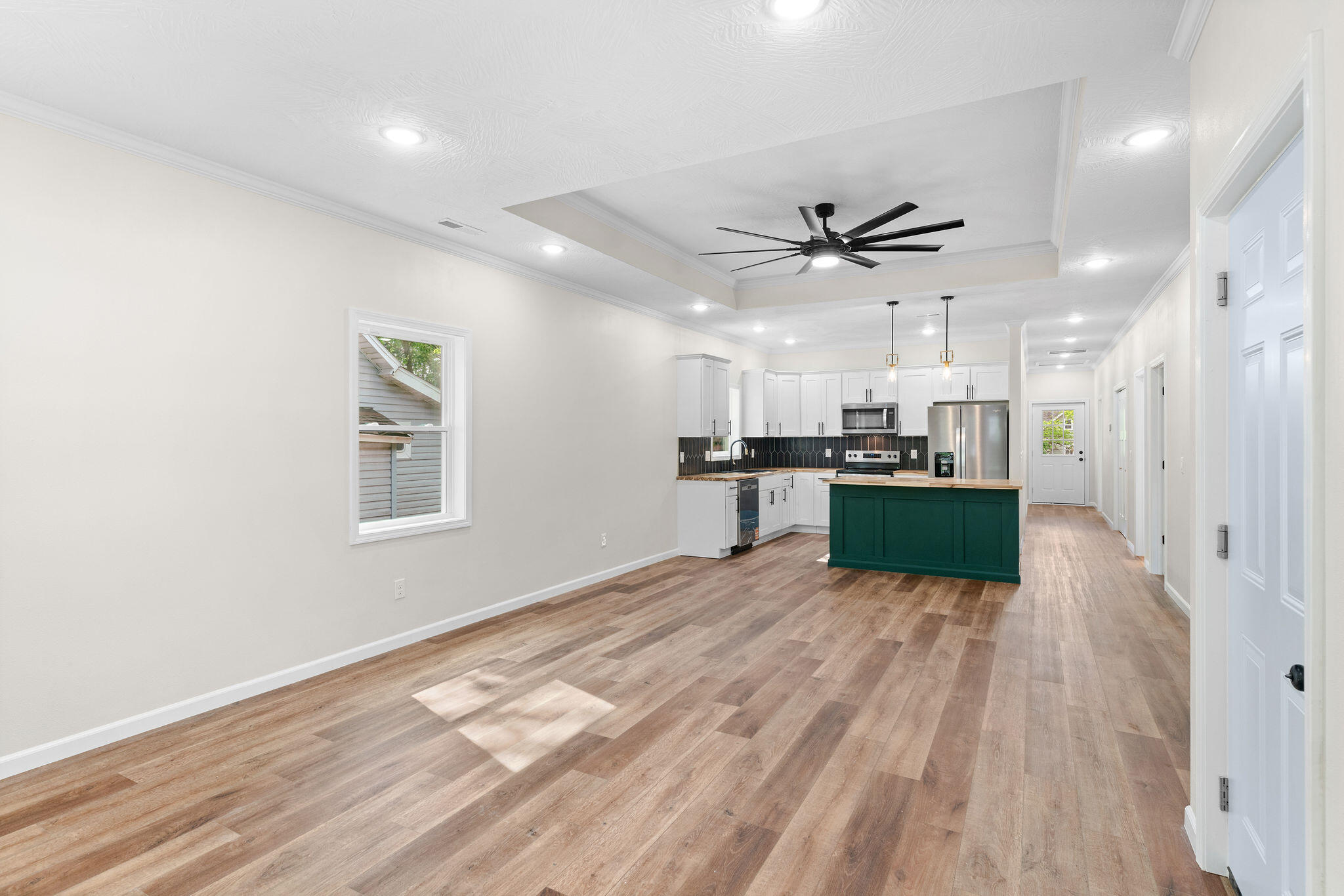 1626 West Lee Street Property Photo 6
