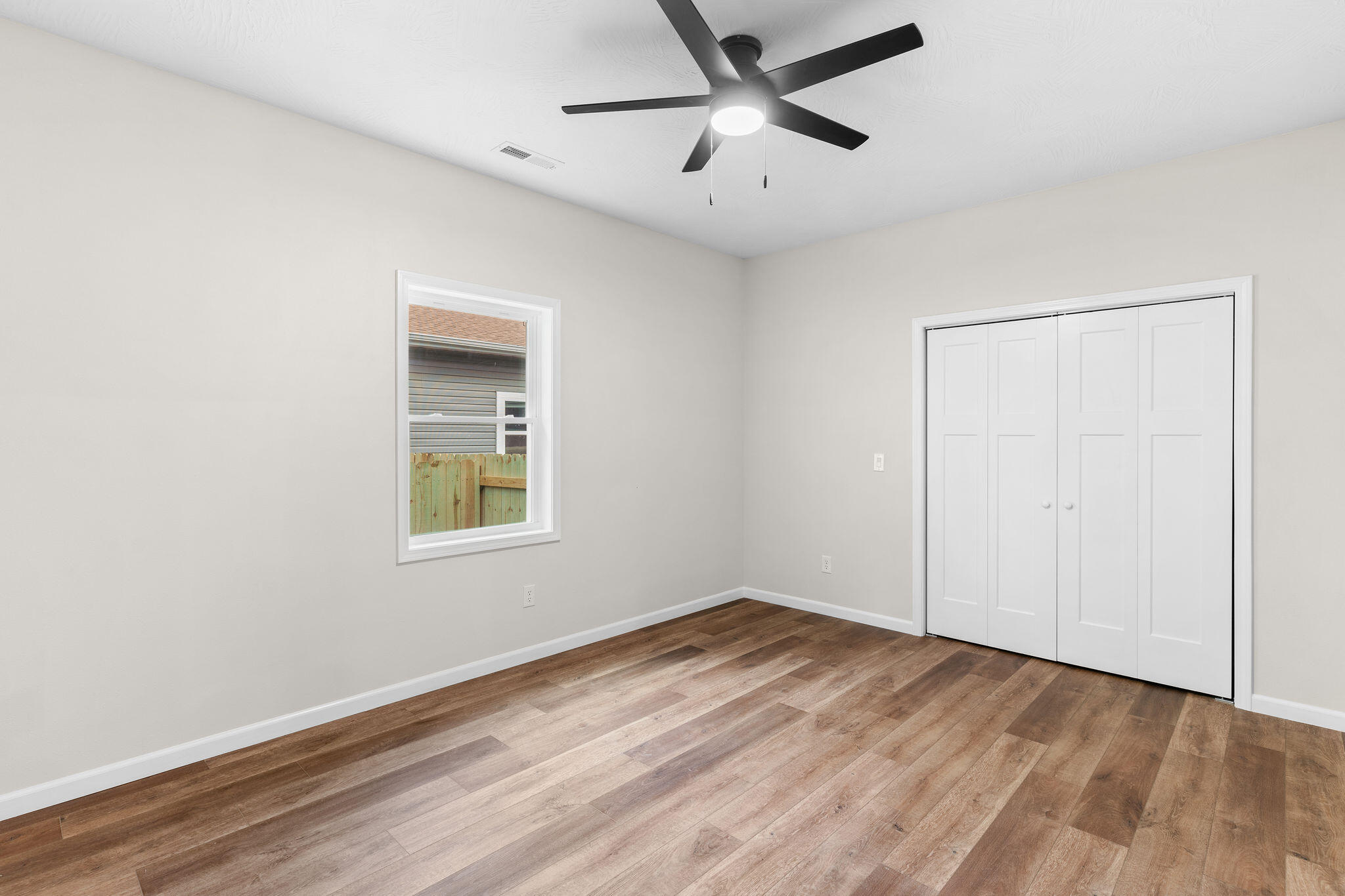 1626 West Lee Street Property Photo 13