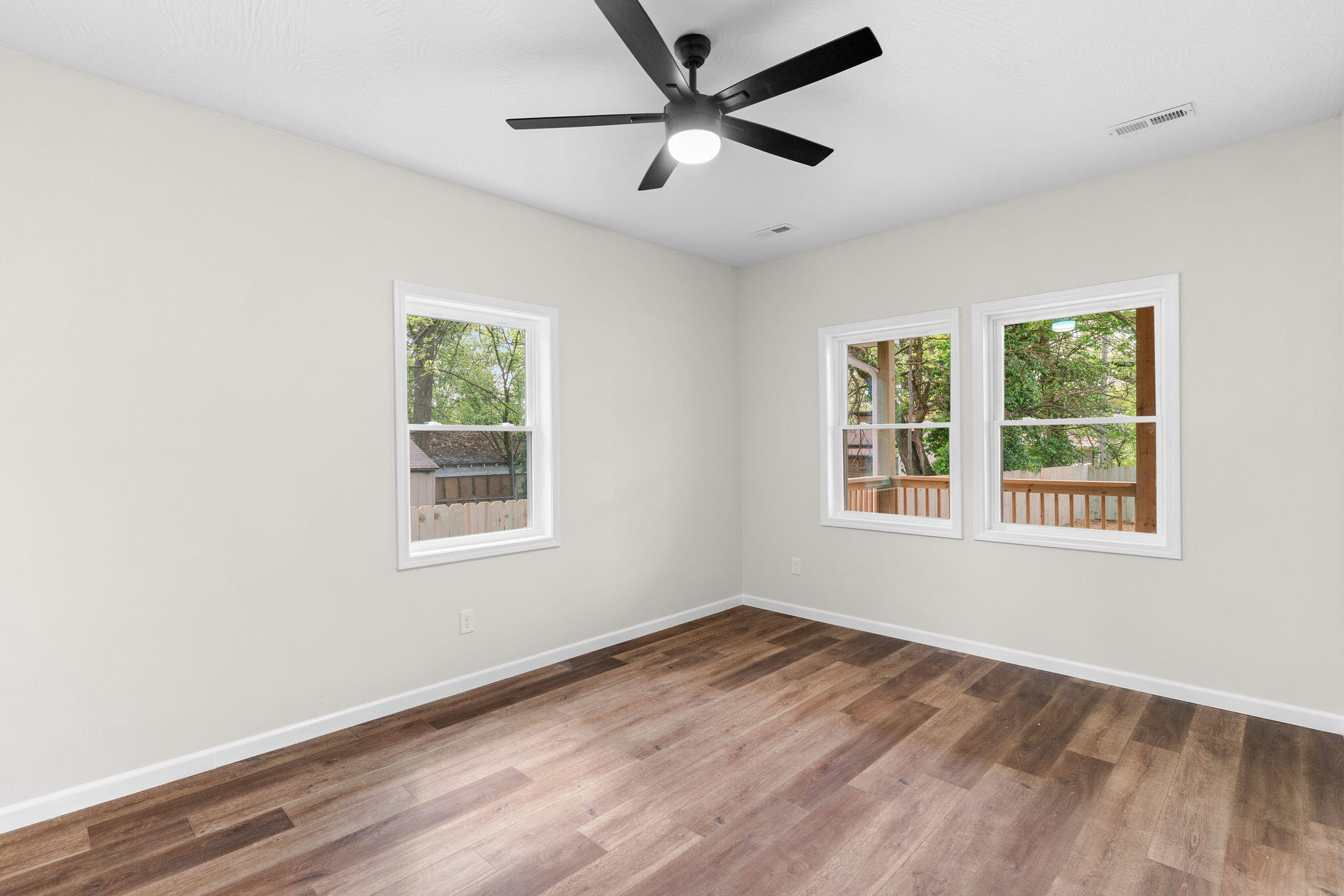 1626 West Lee Street Property Photo 14