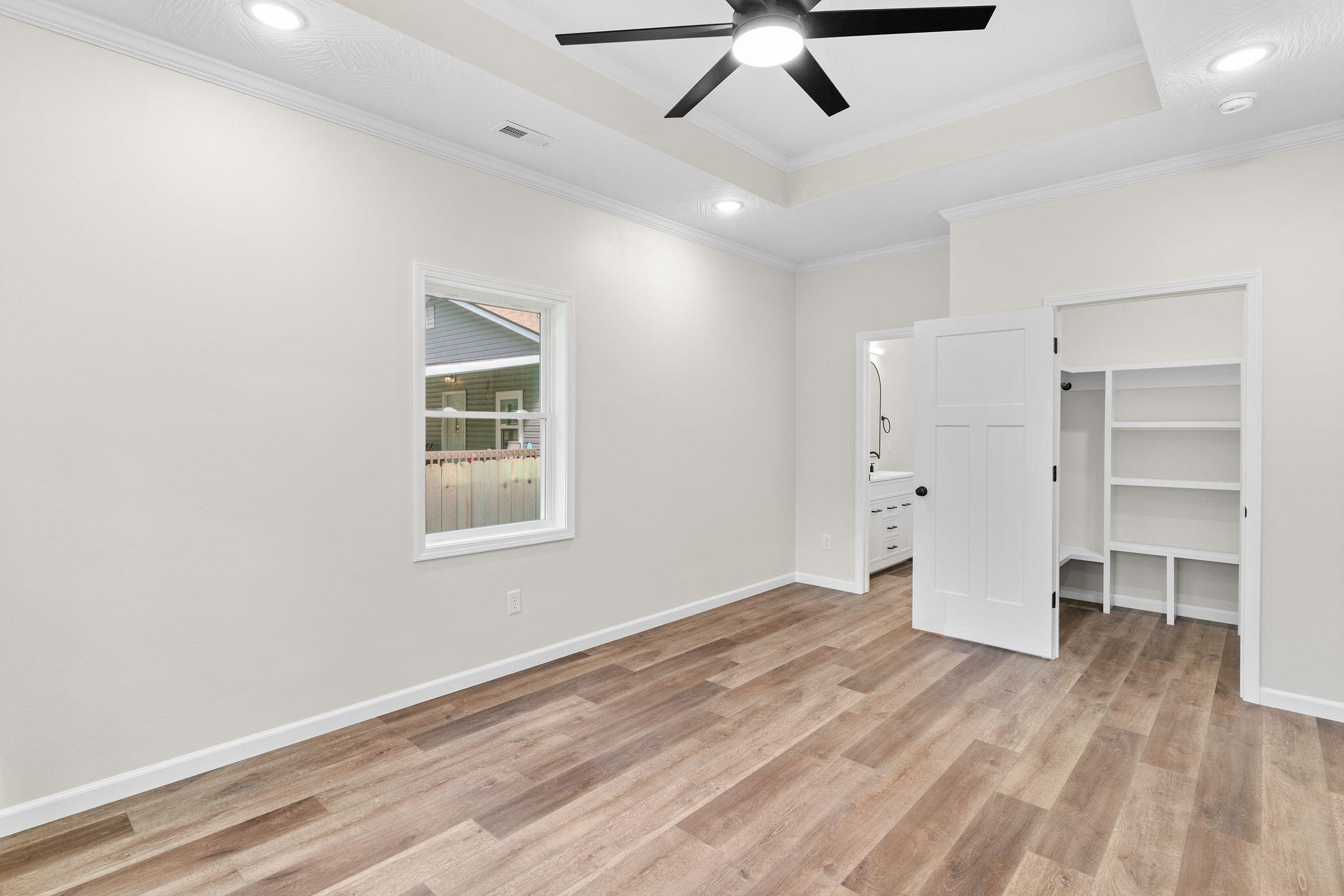 1626 West Lee Street Property Photo 18