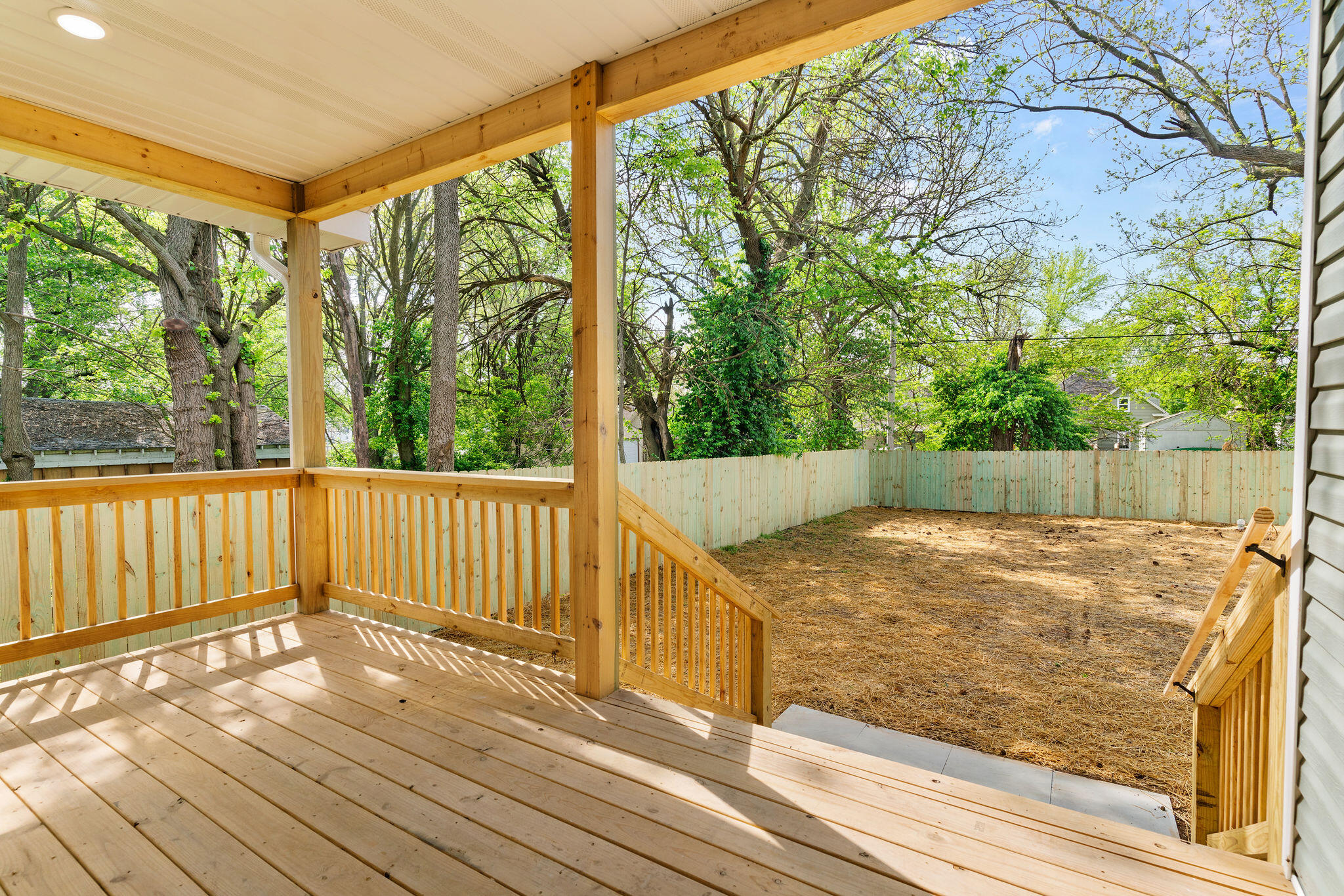 1626 West Lee Street Property Photo 22