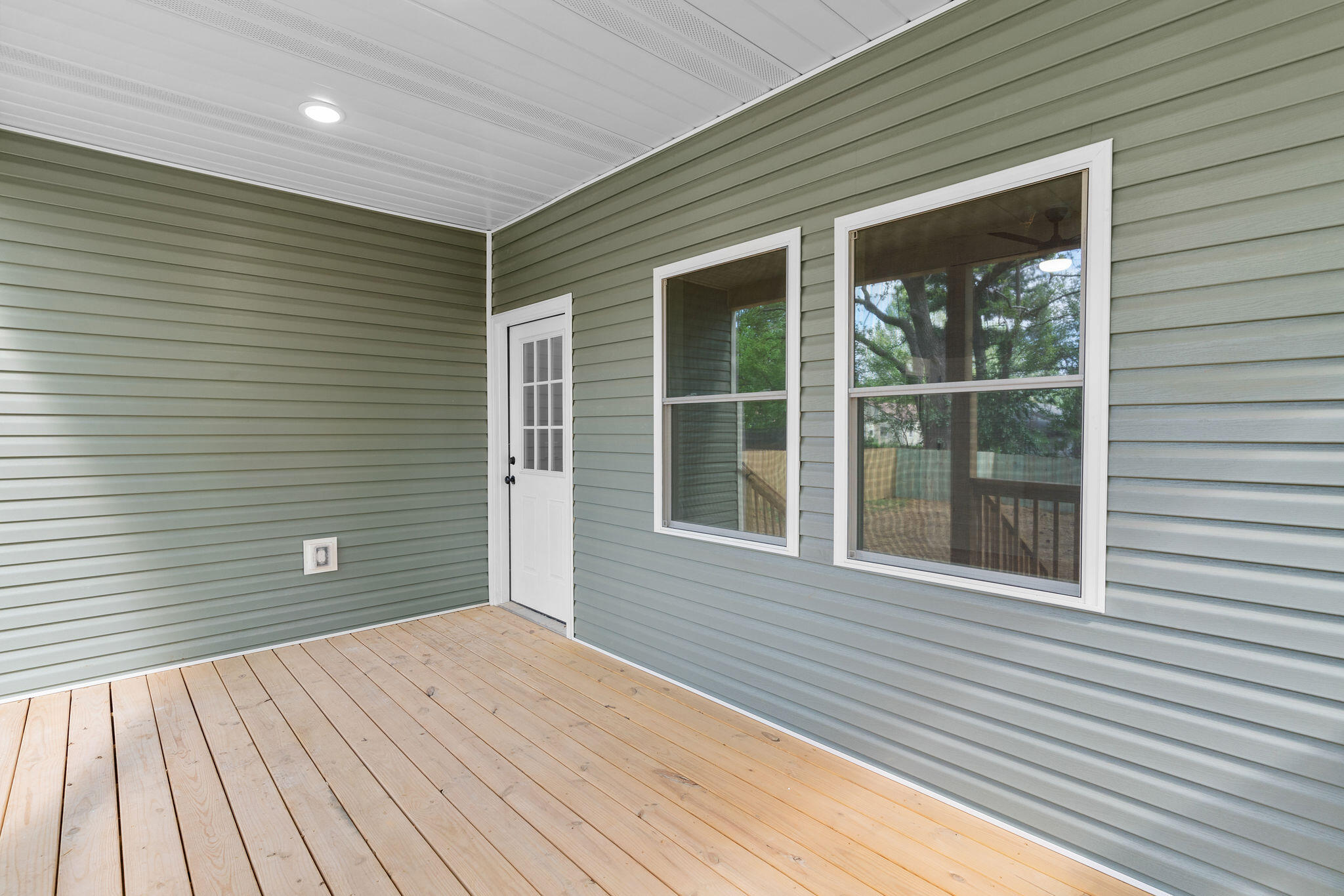 1626 West Lee Street Property Photo 23
