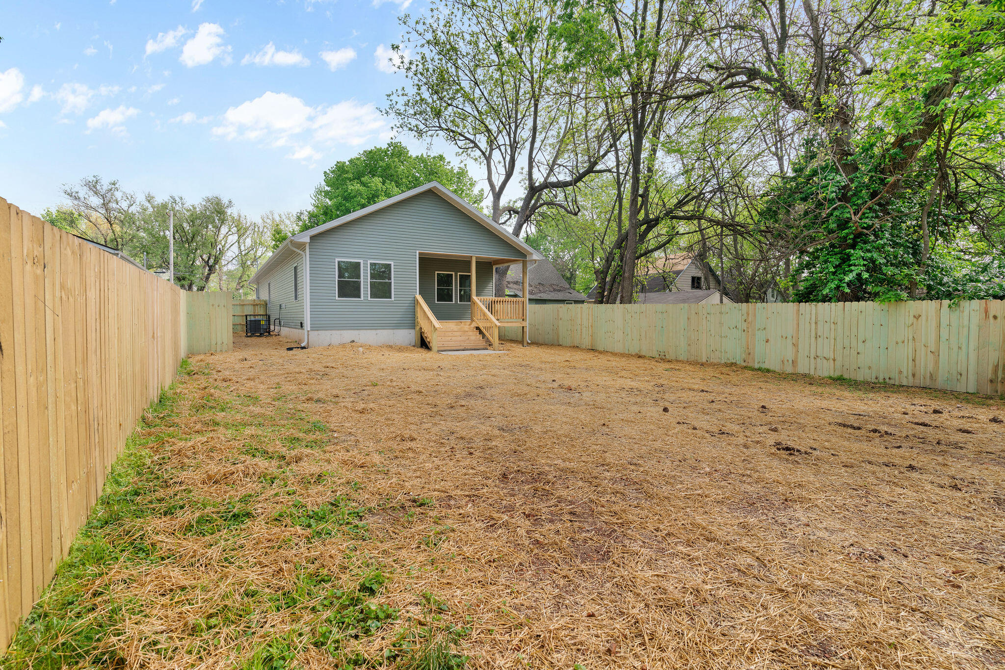 1626 West Lee Street Property Photo 24