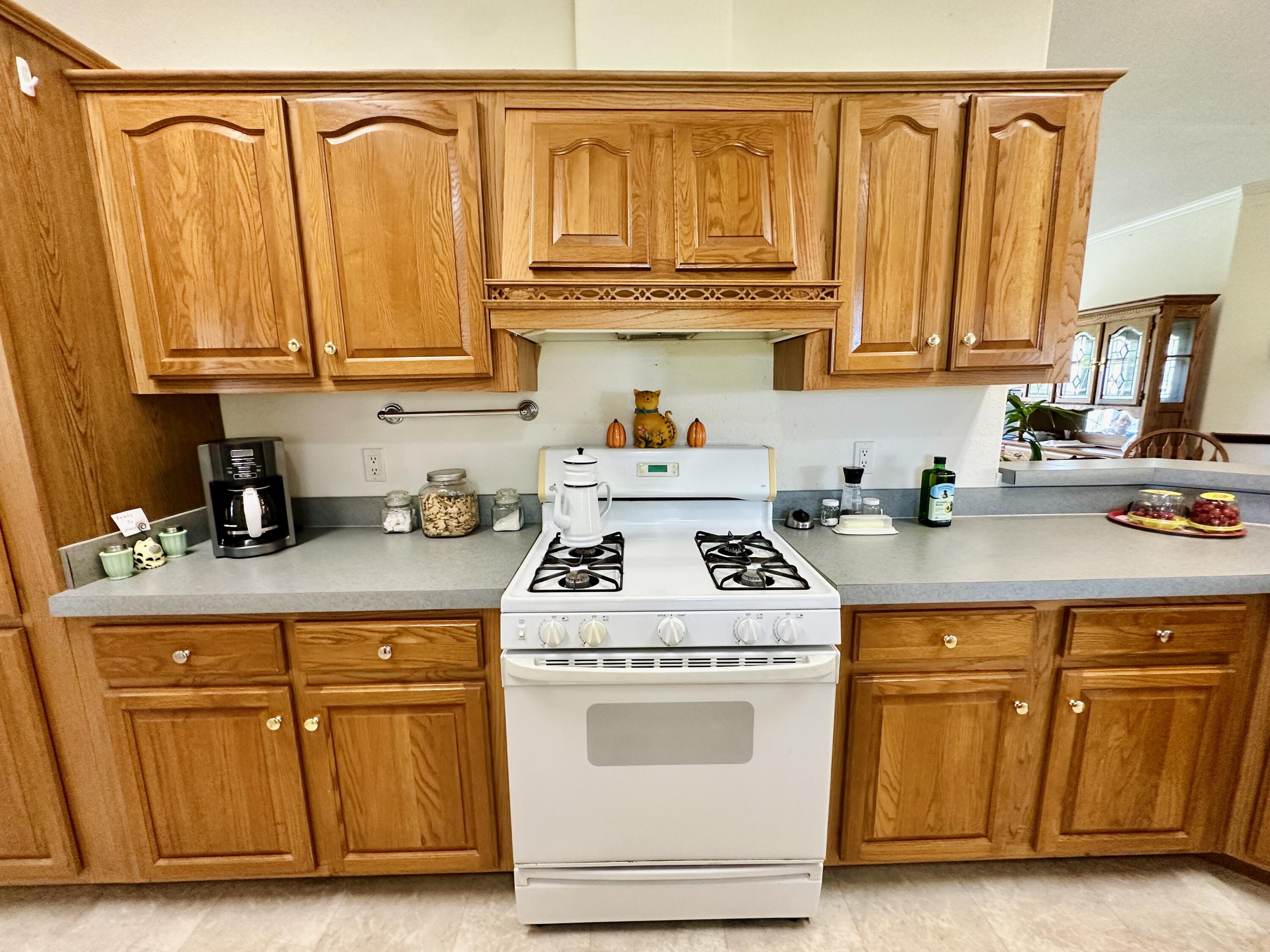 5230 Camp Road Property Photo 8