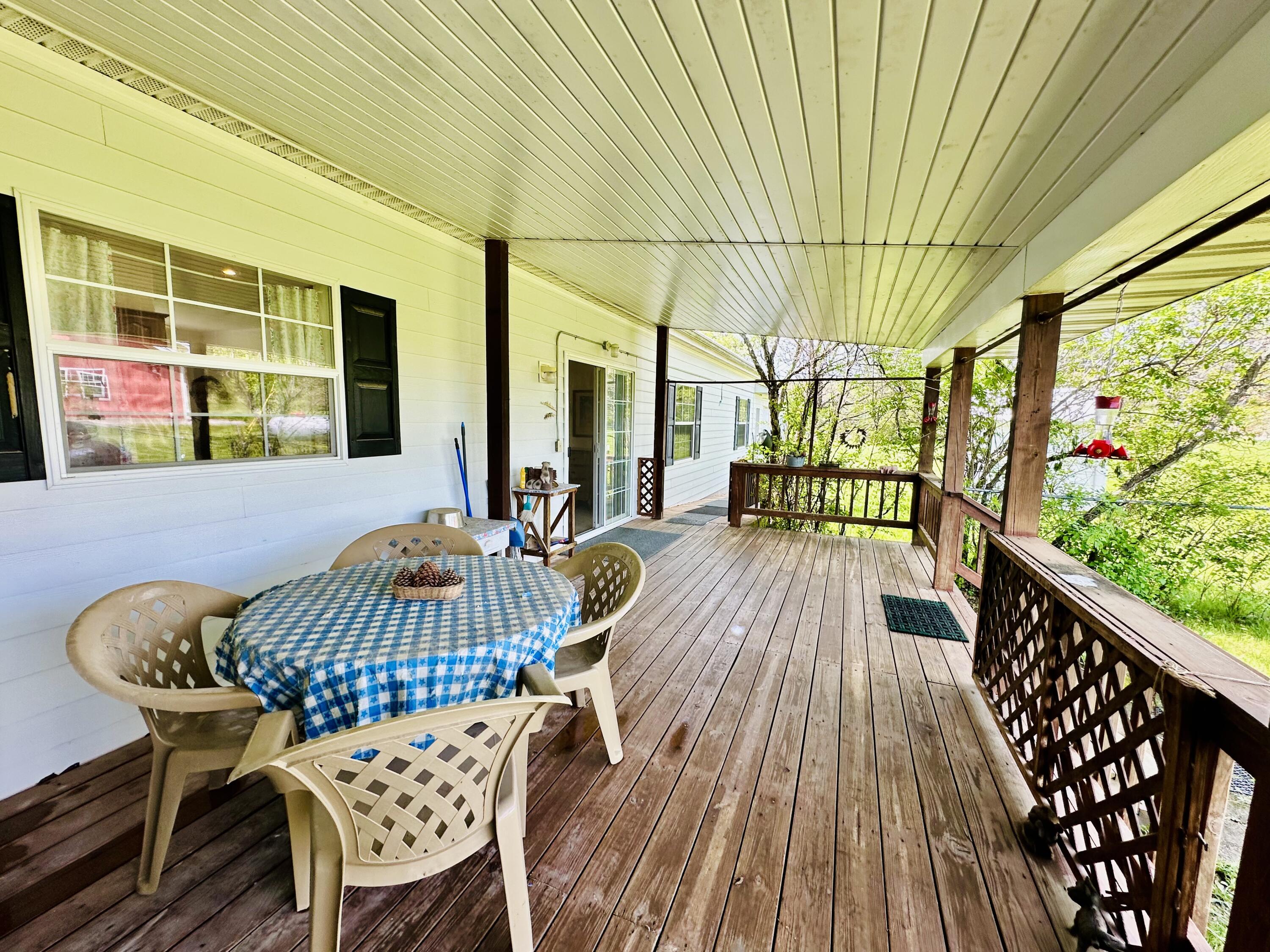 5230 Camp Road Property Photo 33