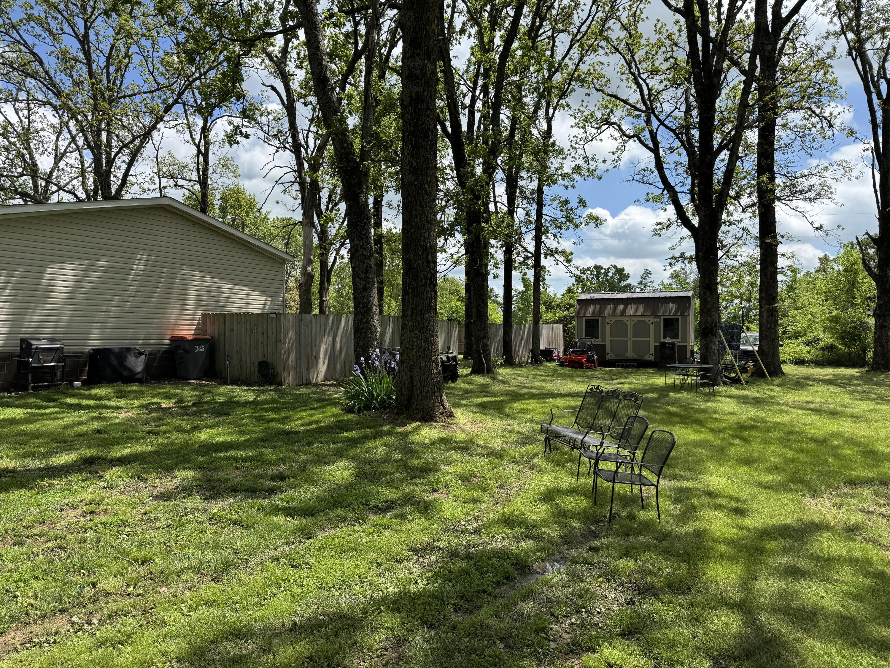 303 South Ozark Trail Property Photo 3