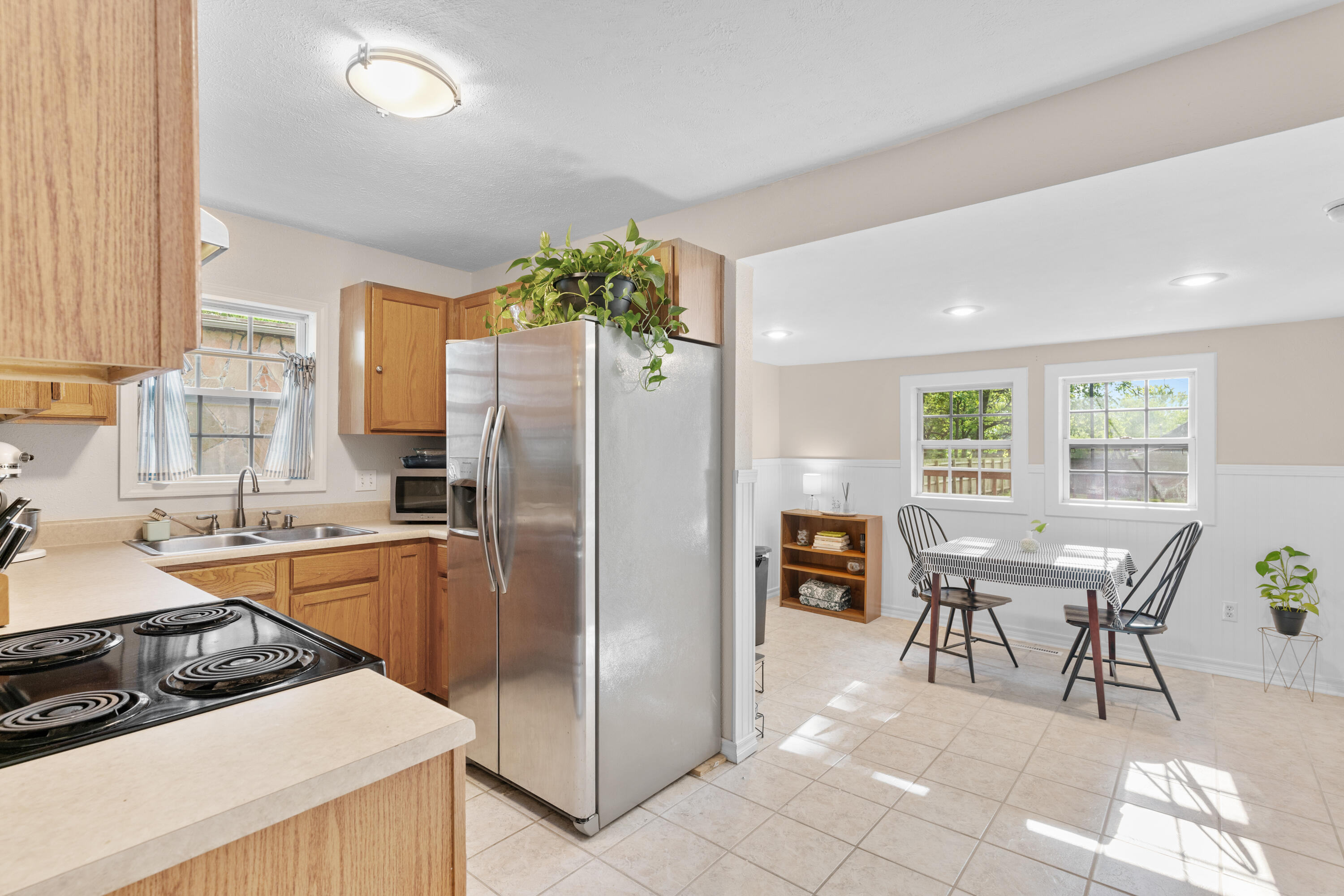 1221 North Prospect Avenue Property Photo 10
