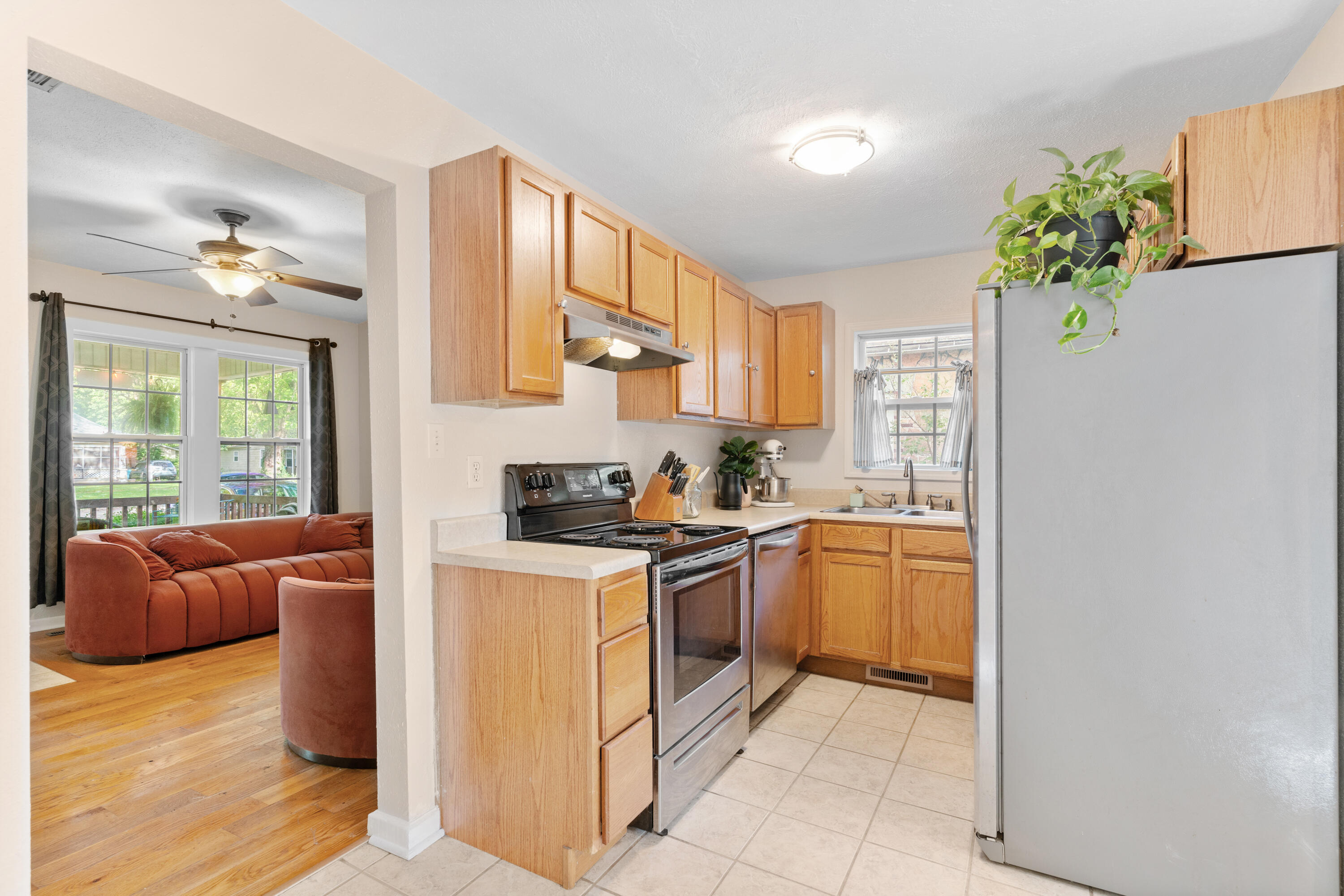 1221 North Prospect Avenue Property Photo 11