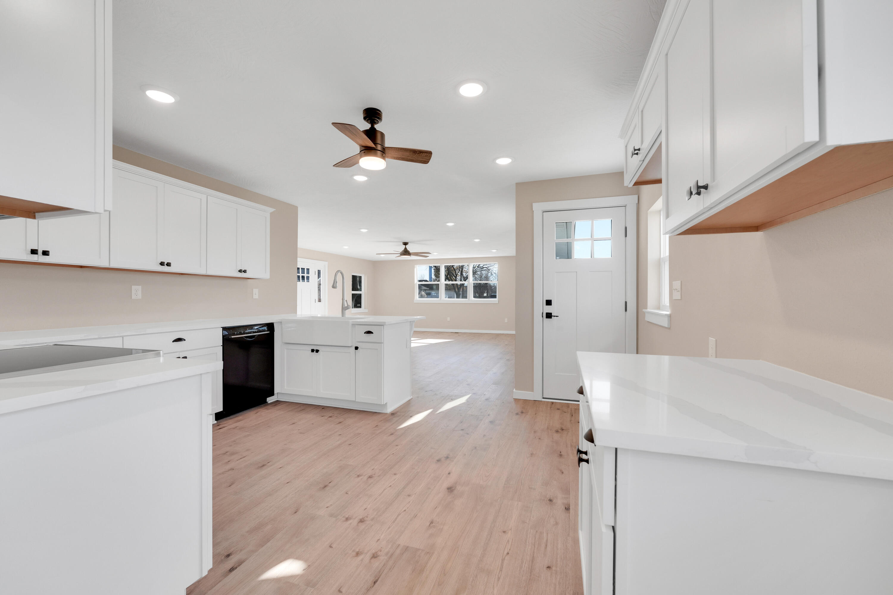 508 West Street Property Photo 8