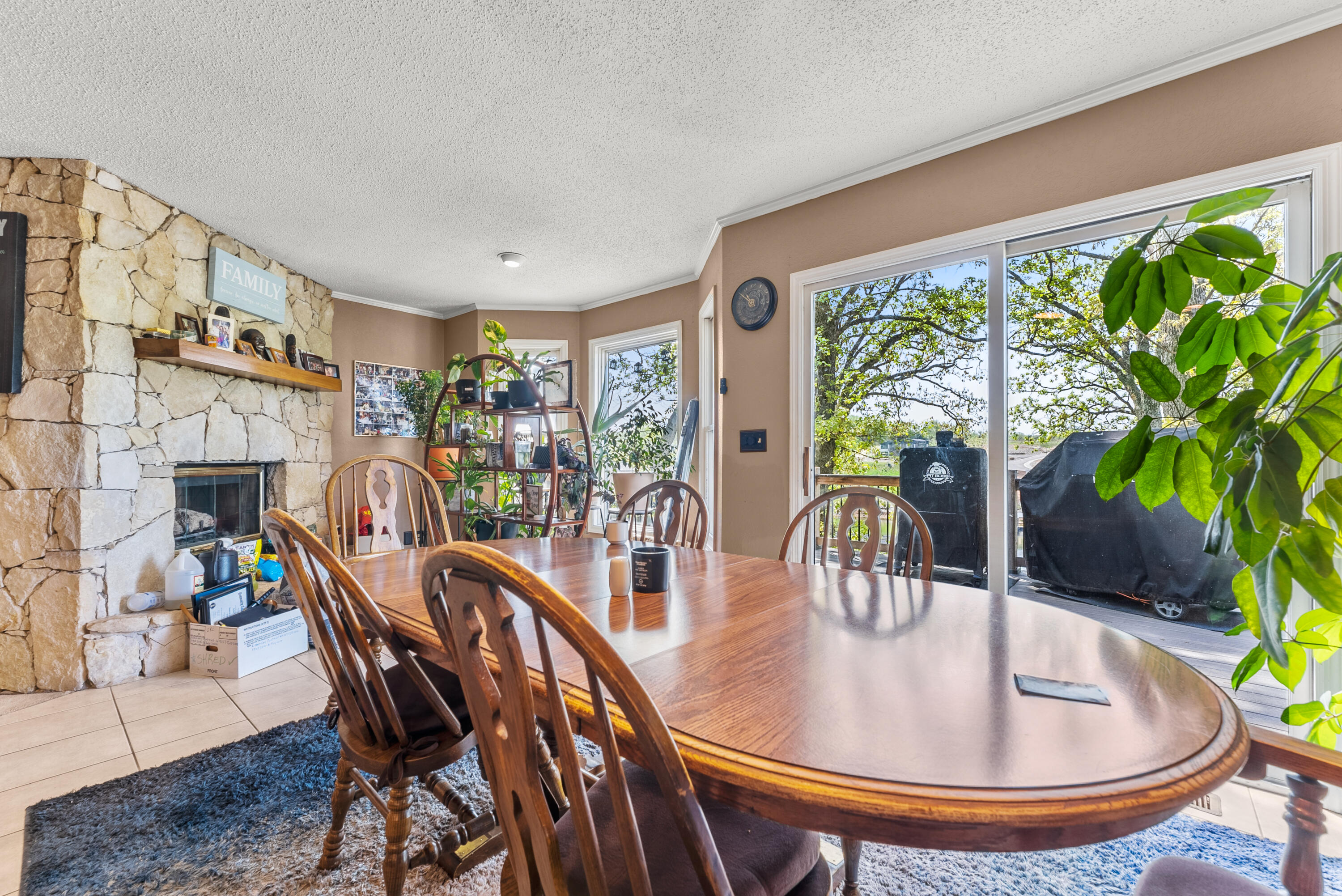 5464 Hampton Ct. Court Property Photo 22